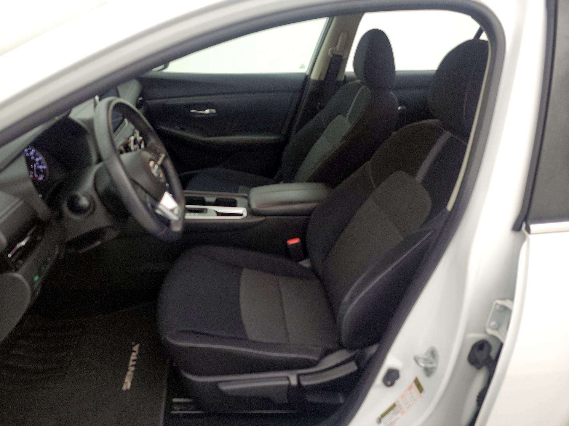 Thumbnail: 2020 Nissan Sentra - 11