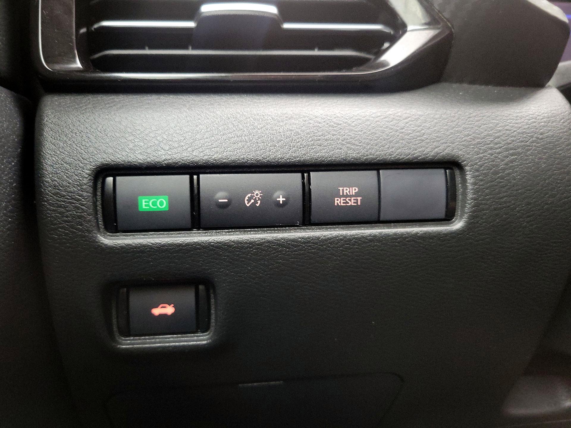 Thumbnail: 2020 Nissan Sentra - 13