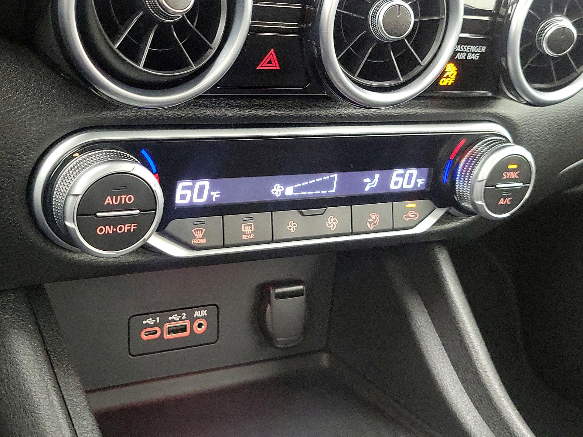 Thumbnail: 2020 Nissan Sentra - 16