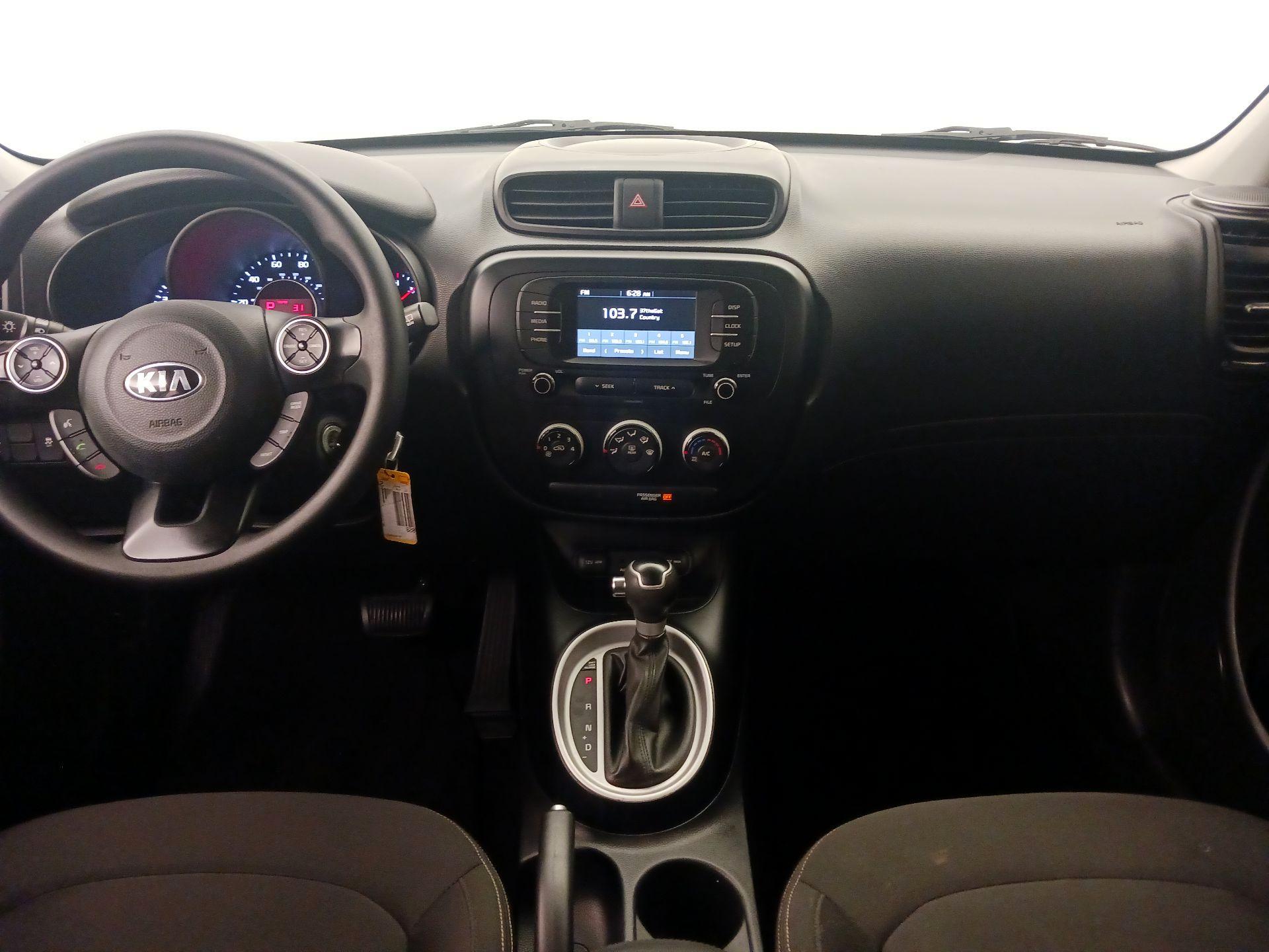 Thumbnail: 2017 Kia Soul - 9