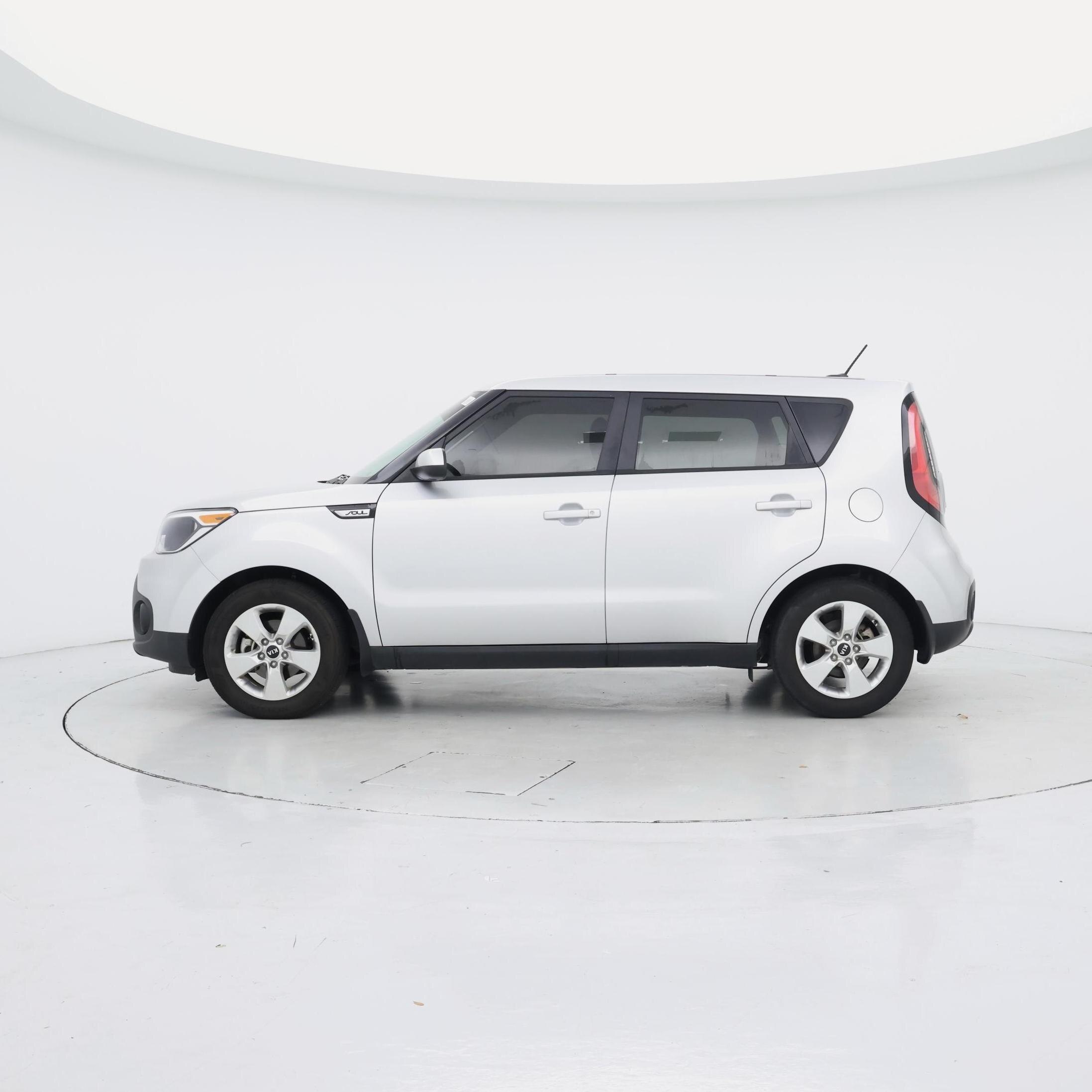 Thumbnail: 2017 Kia Soul - 3