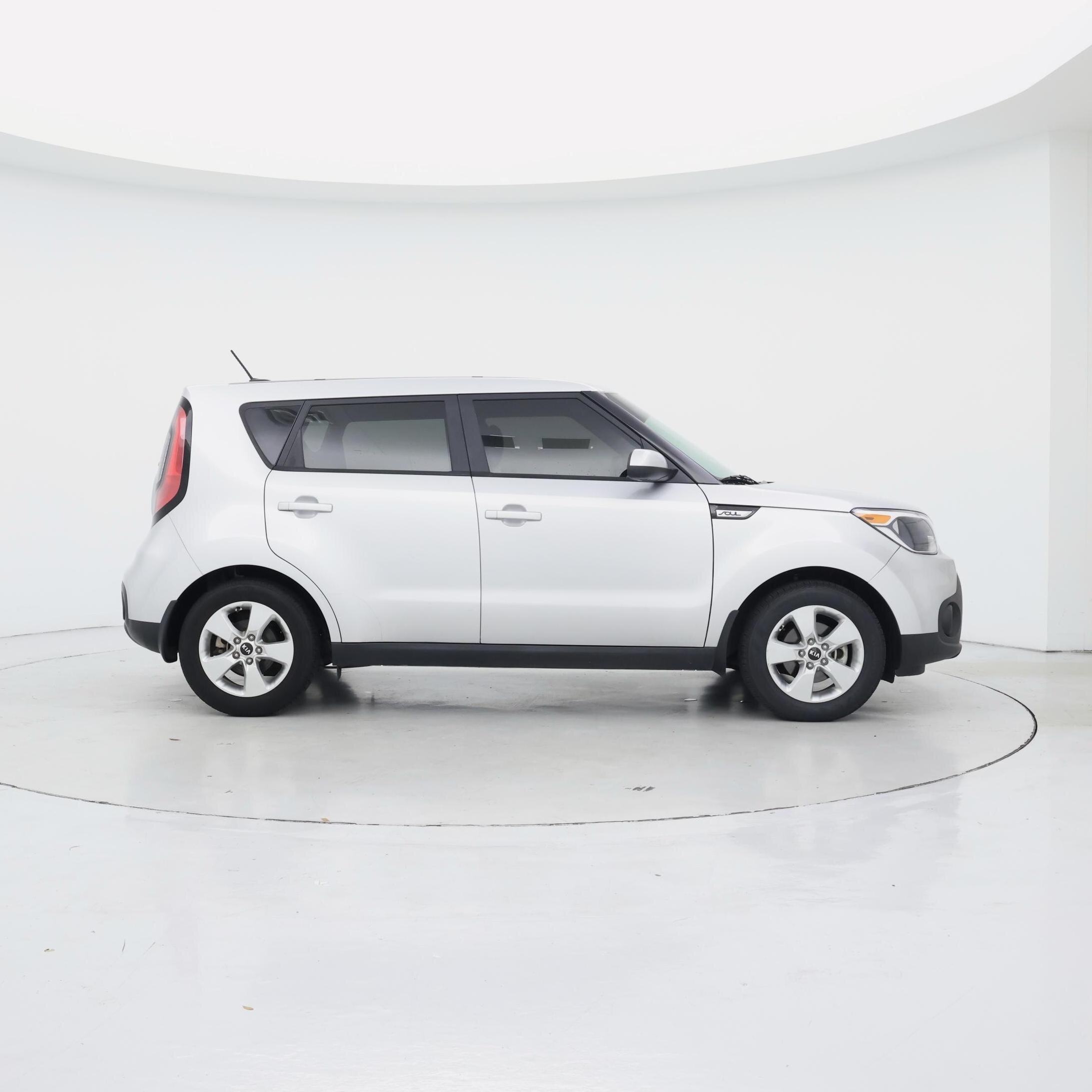 Thumbnail: 2017 Kia Soul - 7