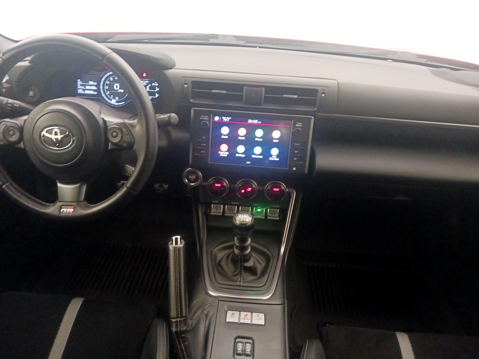 Thumbnail: 2023 Toyota GR86 - 9