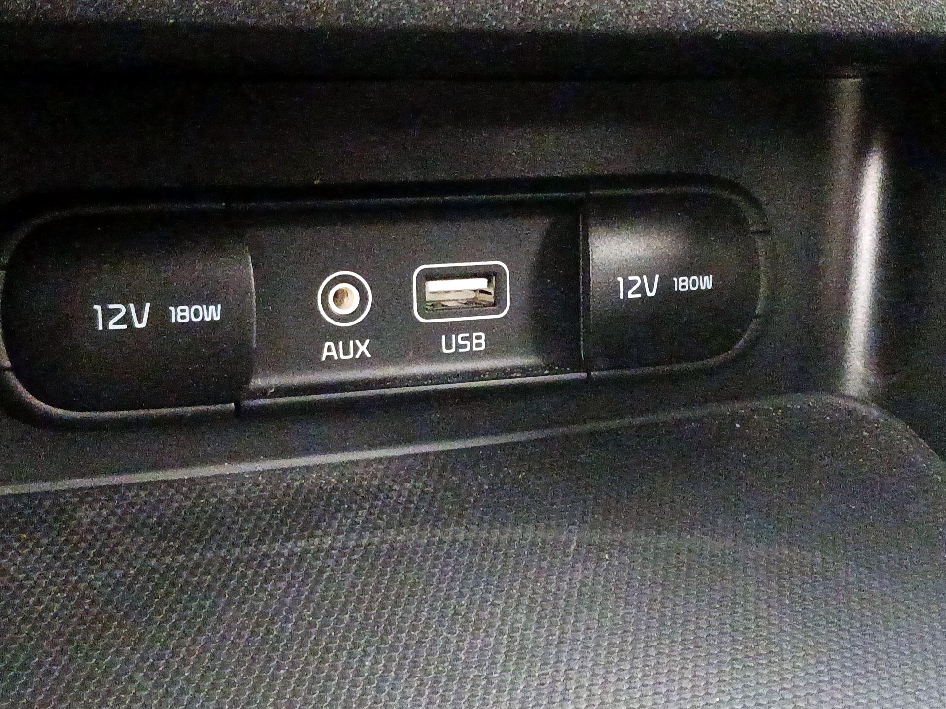 Thumbnail: 2021 Kia Forte - 18