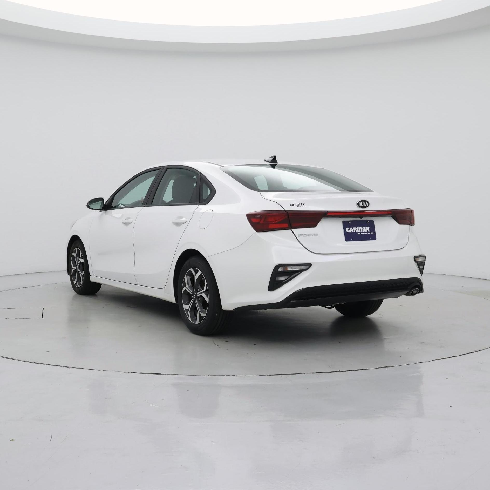 Thumbnail: 2021 Kia Forte - 2
