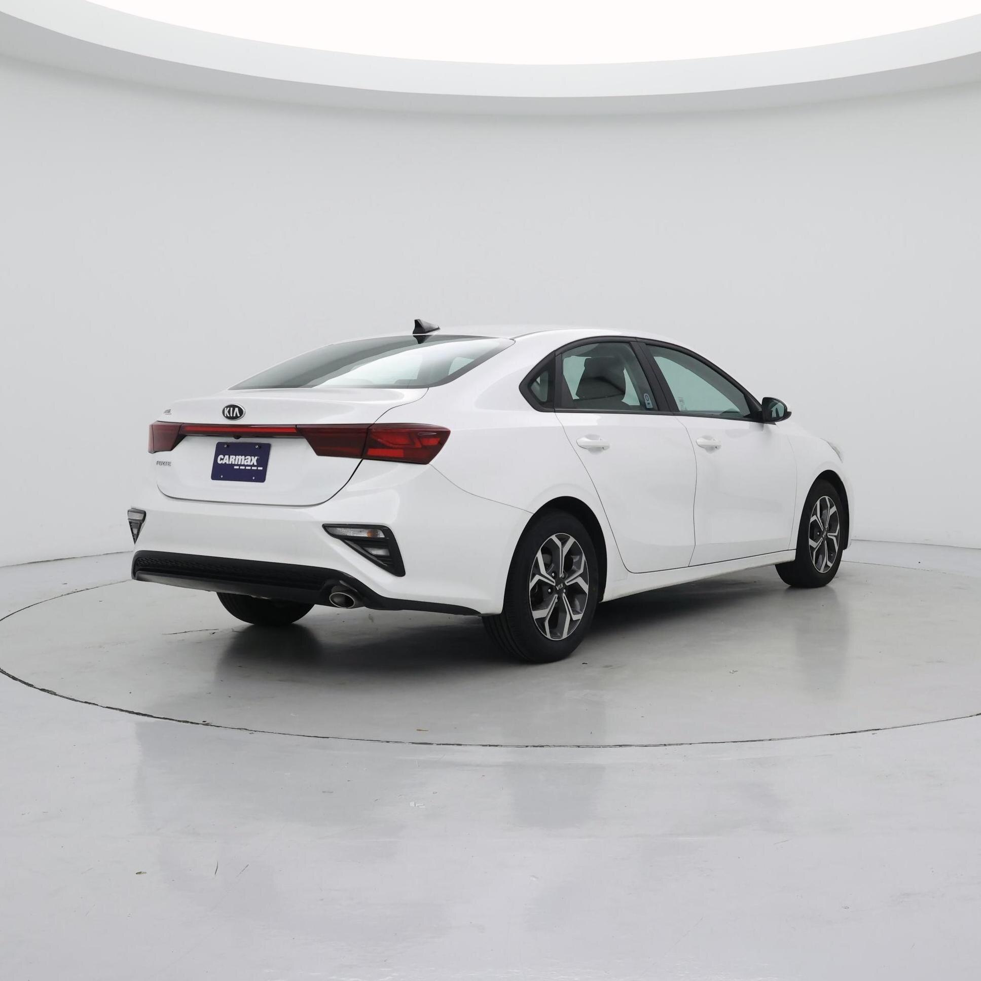 Thumbnail: 2021 Kia Forte - 8