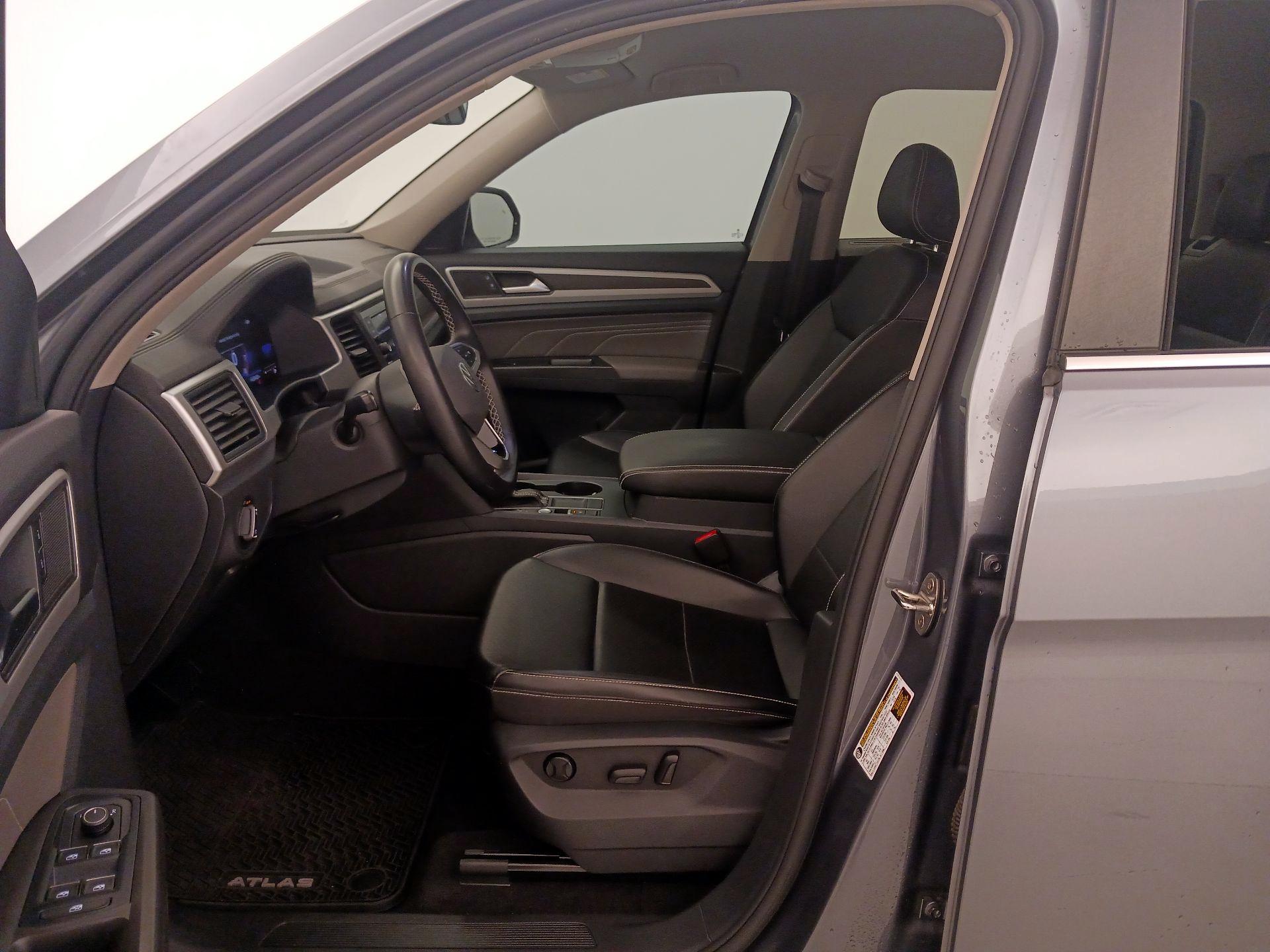 Thumbnail: 2022 Volkswagen Atlas - 11