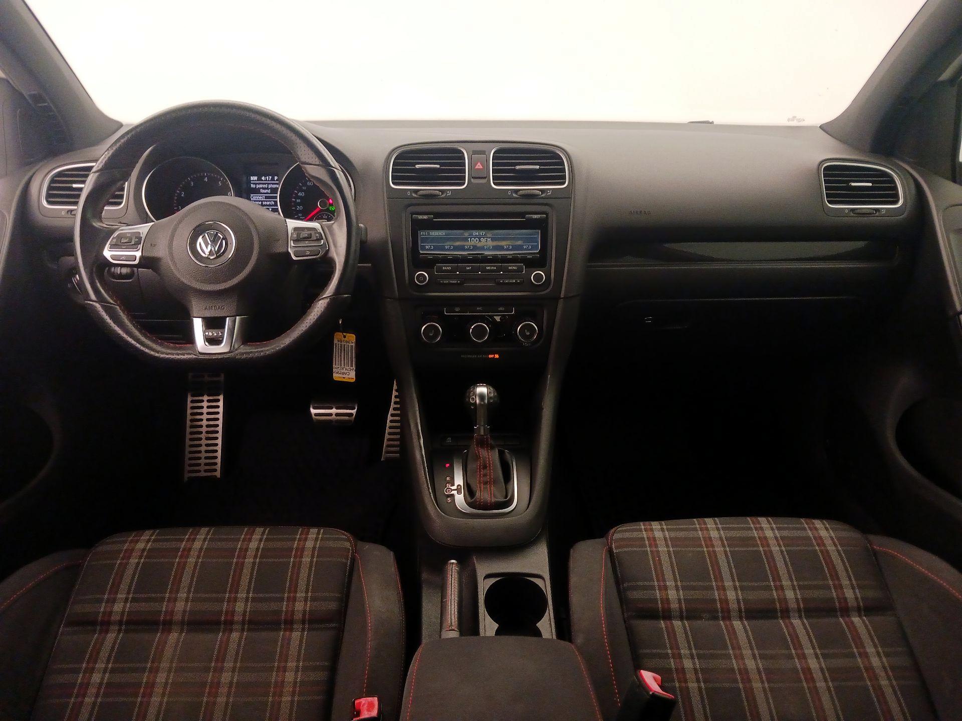 Thumbnail: 2014 Volkswagen Golf - 9