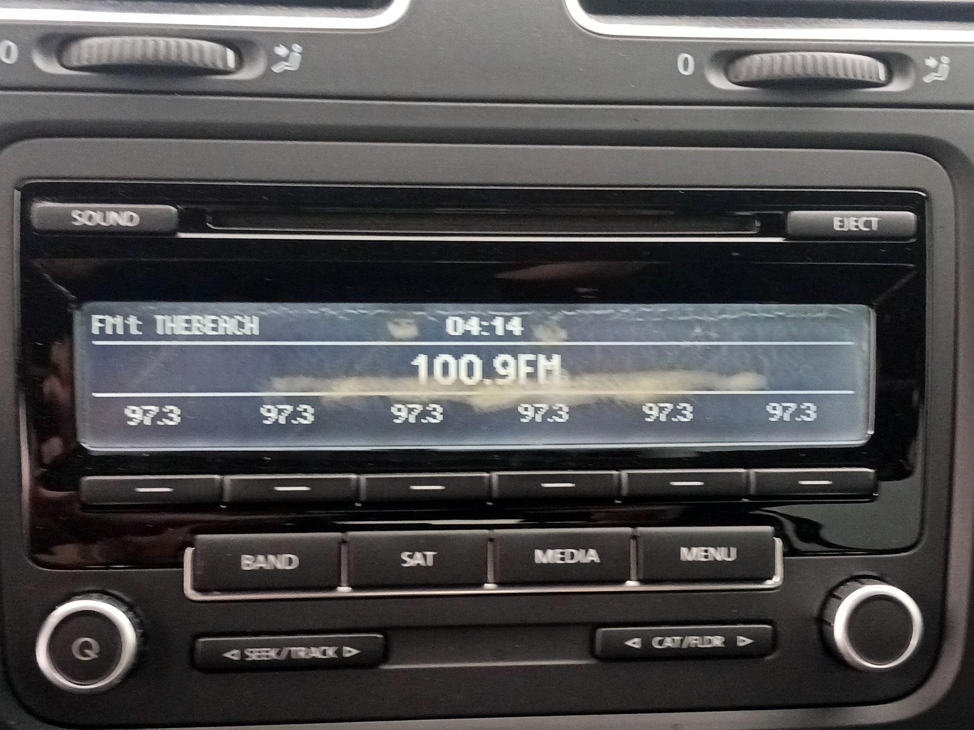 Thumbnail: 2014 Volkswagen Golf - 14