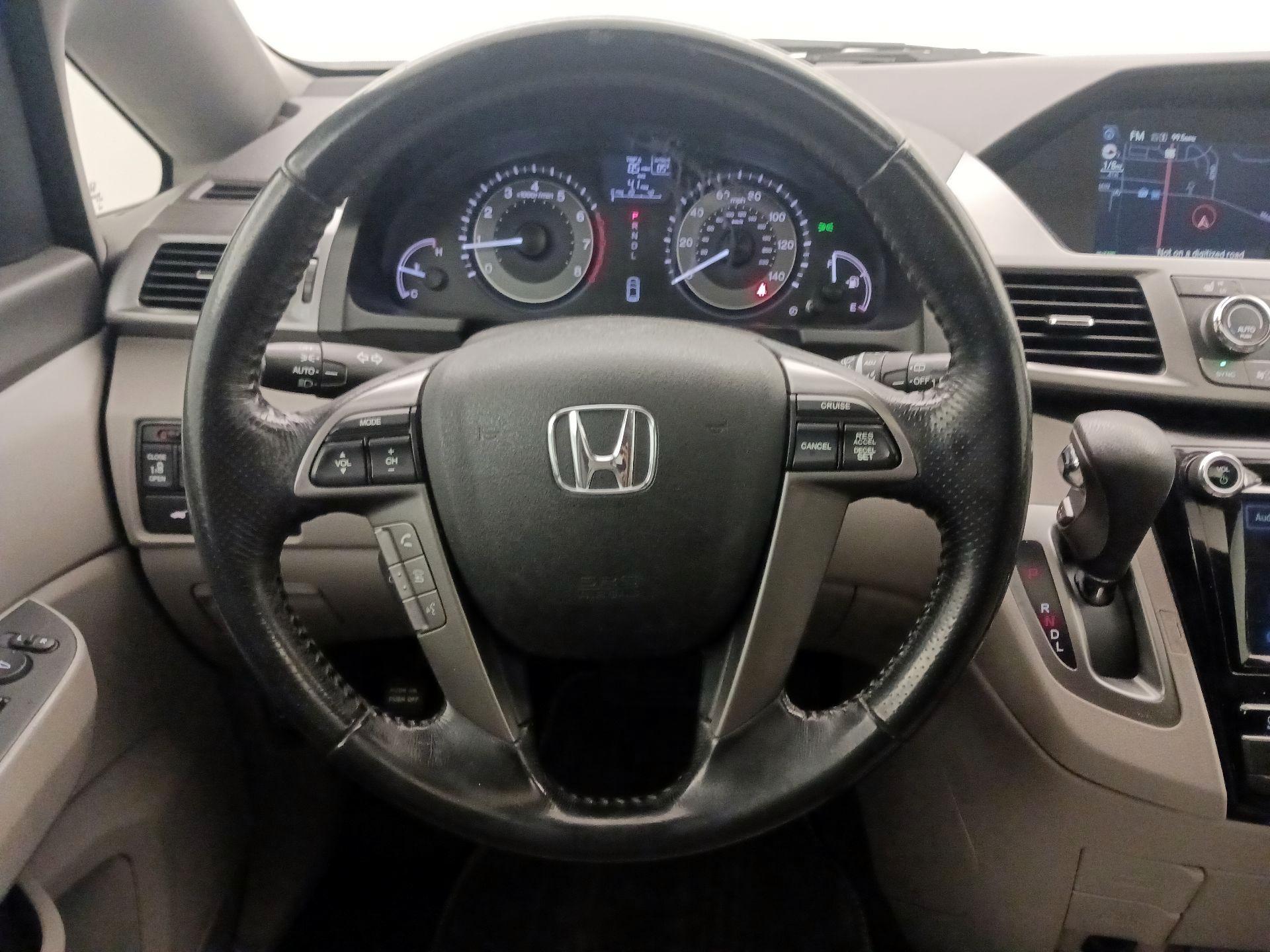 Thumbnail: 2017 Honda Odyssey - 10