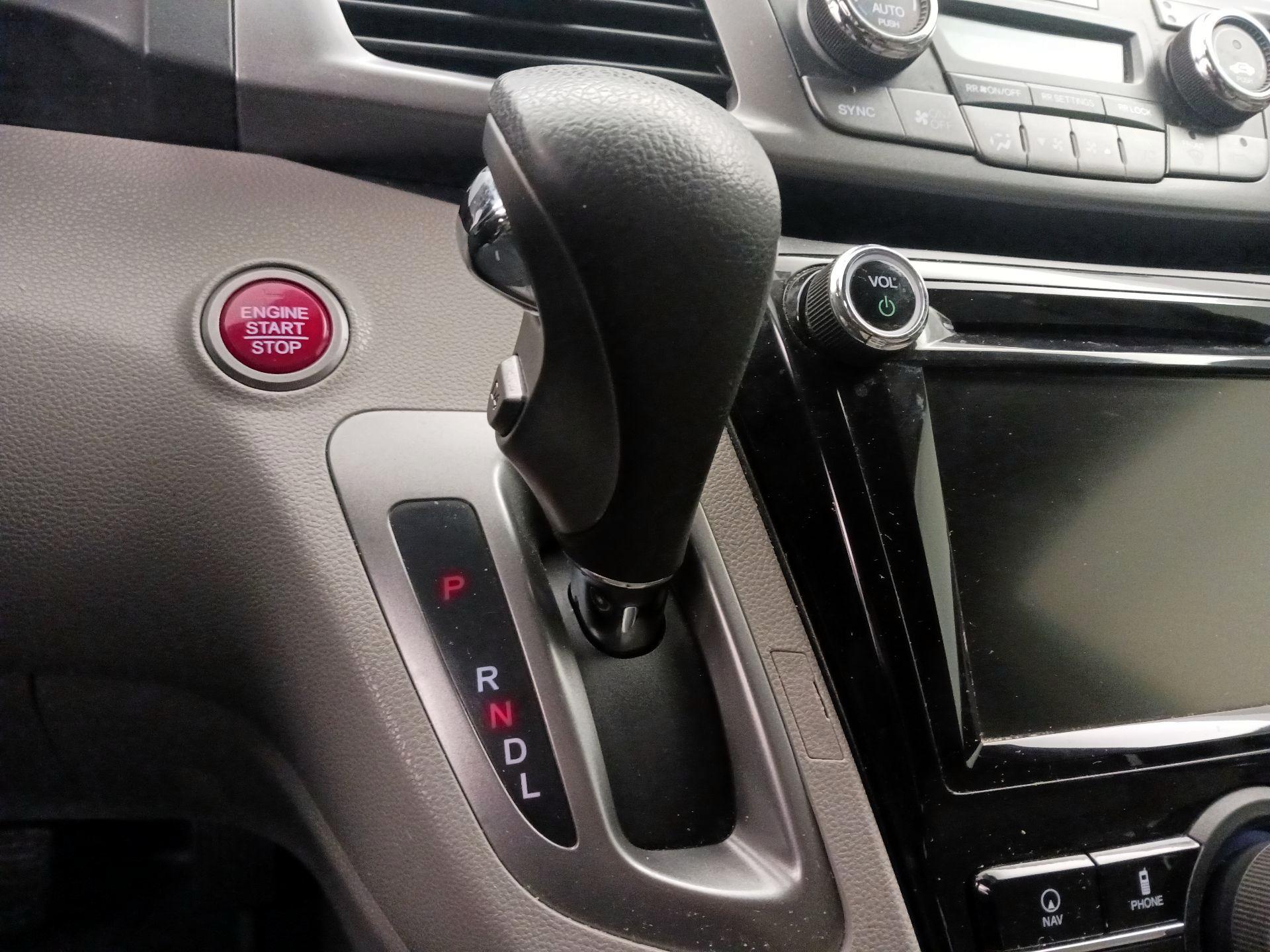 Thumbnail: 2017 Honda Odyssey - 18