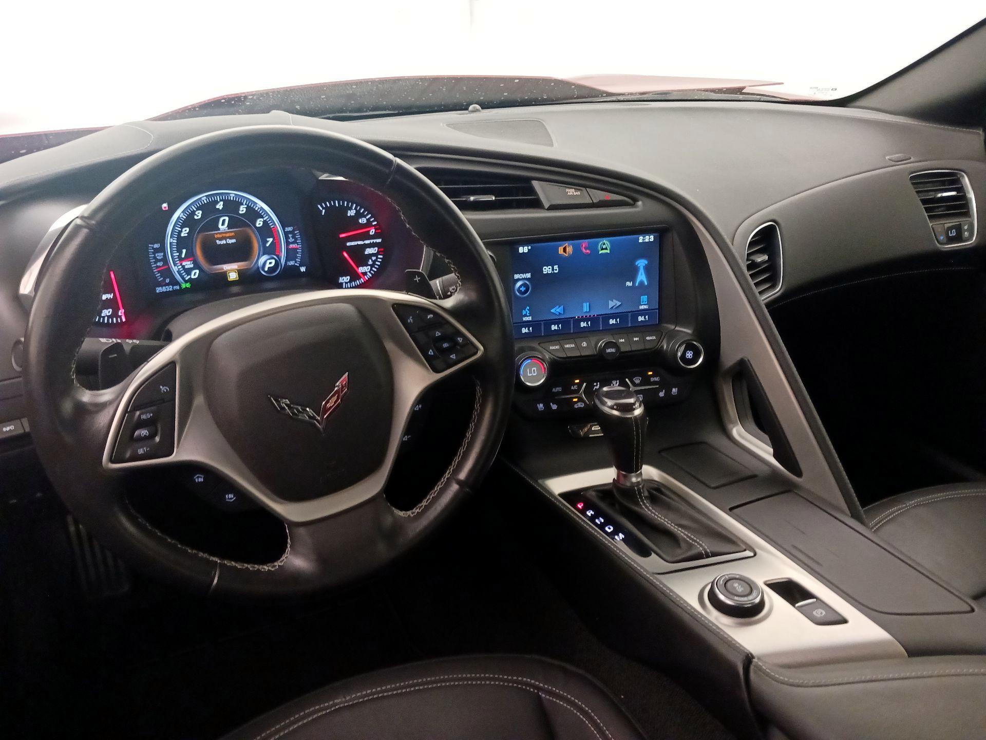 Thumbnail: 2015 Chevrolet Corvette - 9