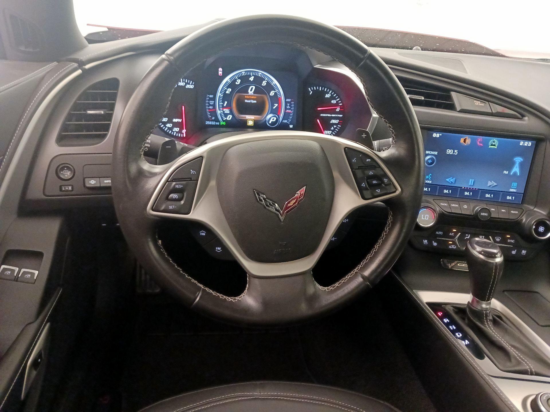 Thumbnail: 2015 Chevrolet Corvette - 10