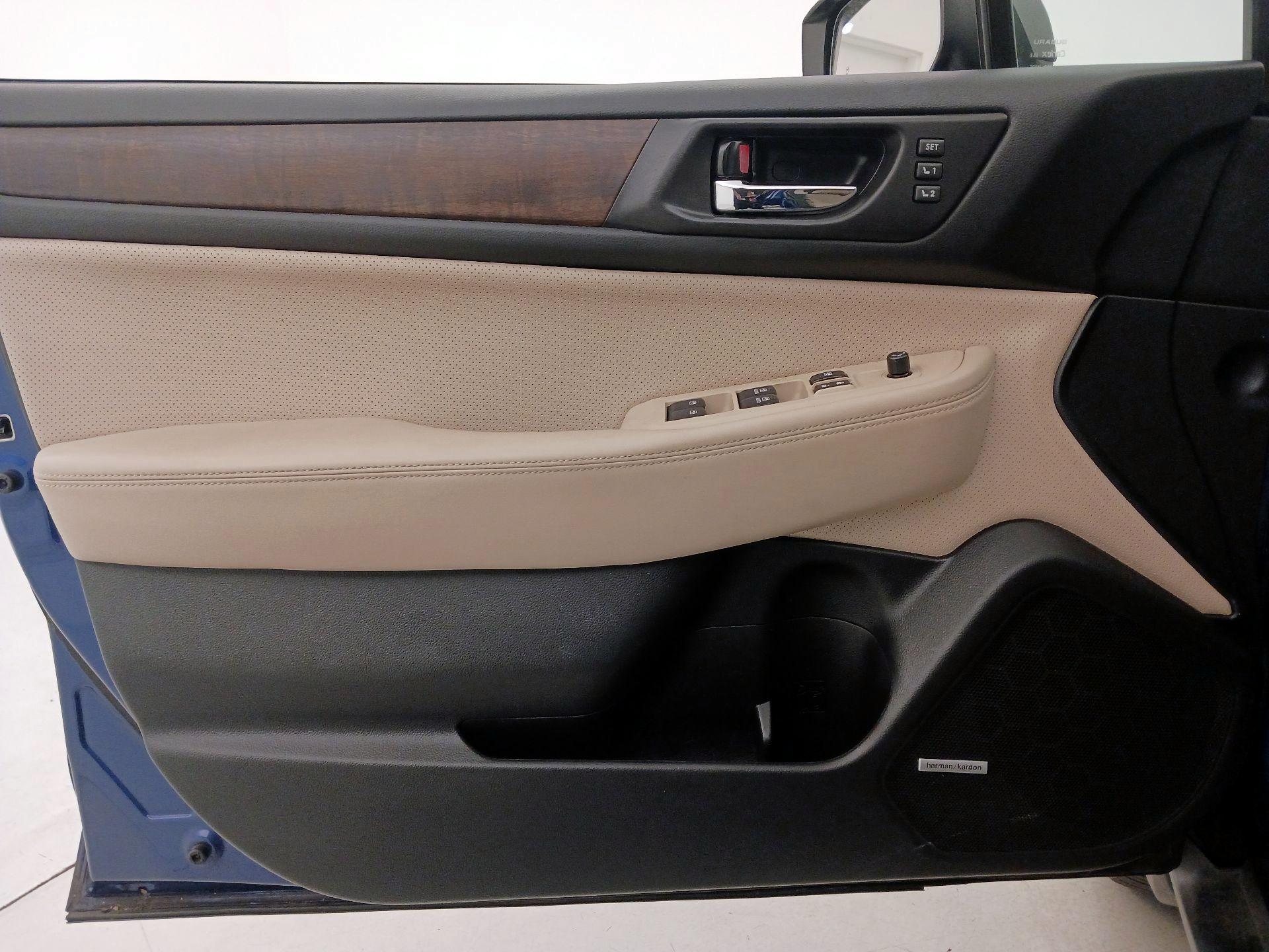 Thumbnail: 2016 Subaru Outback - 12