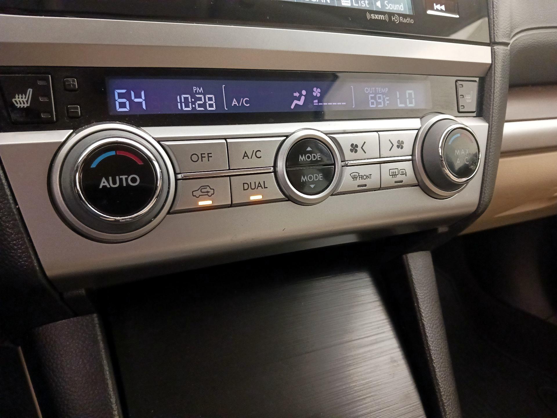 Thumbnail: 2016 Subaru Outback - 16