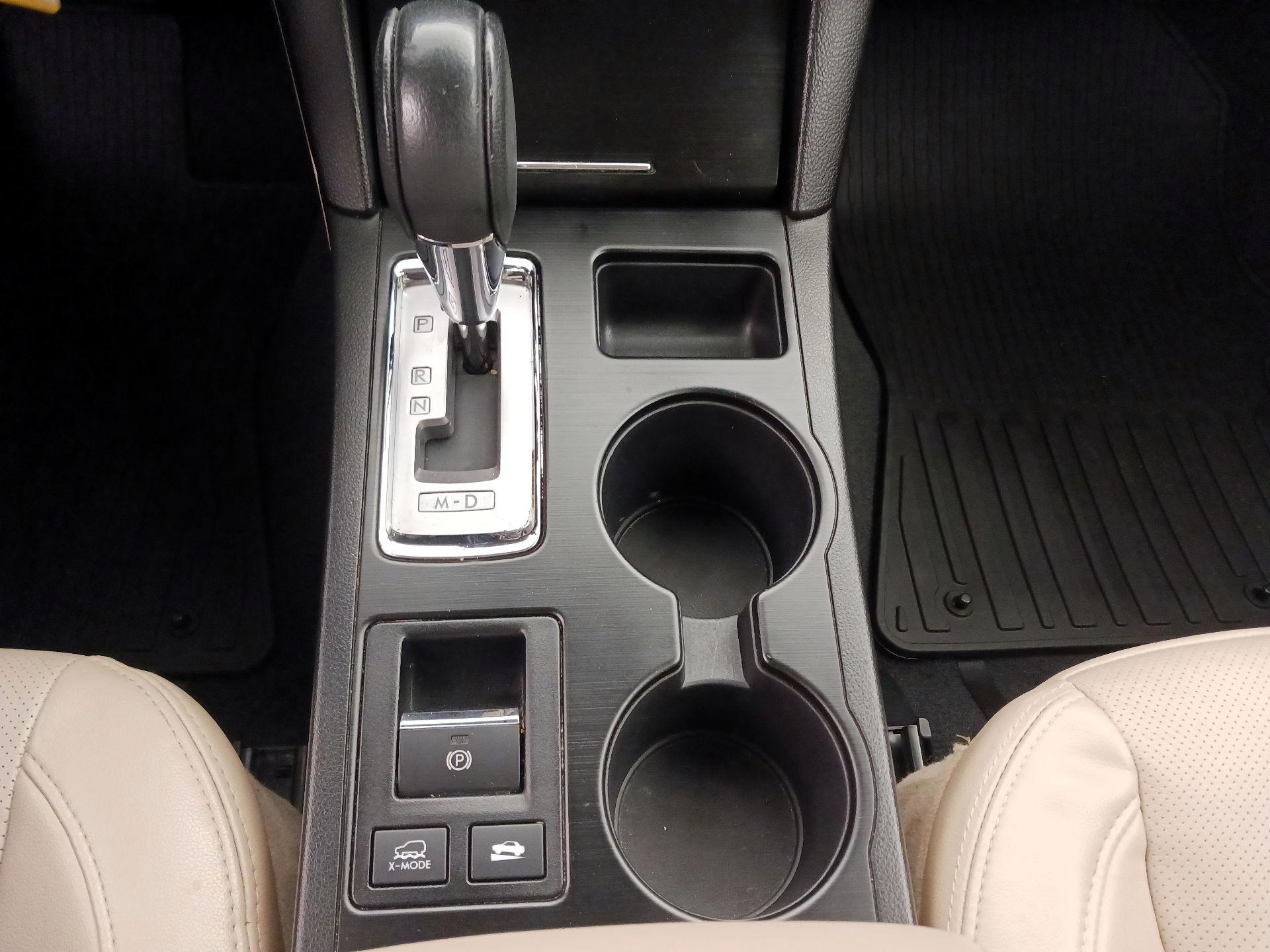 Thumbnail: 2016 Subaru Outback - 17