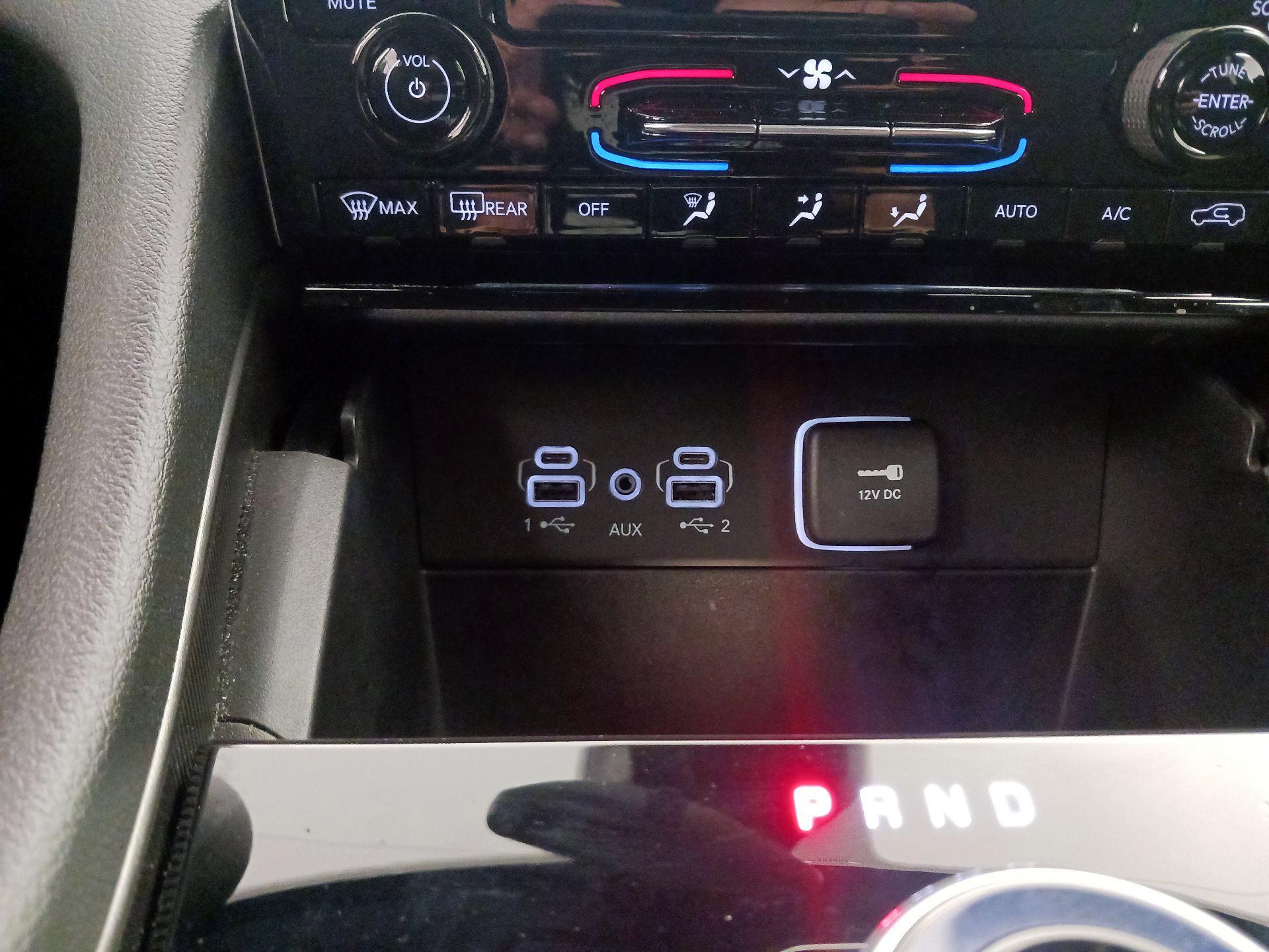 Thumbnail: 2024 Jeep Grand Cherokee - 18