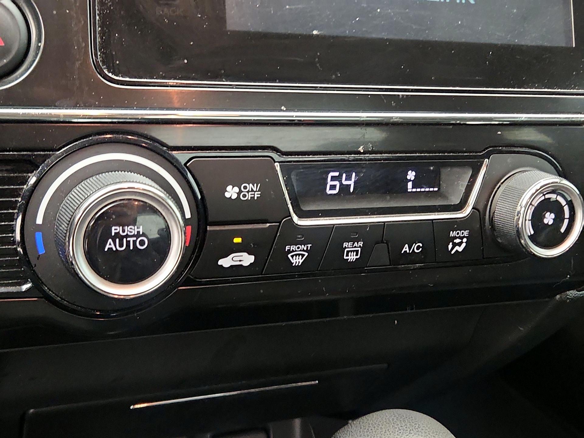 Thumbnail: 2015 Honda Civic - 16