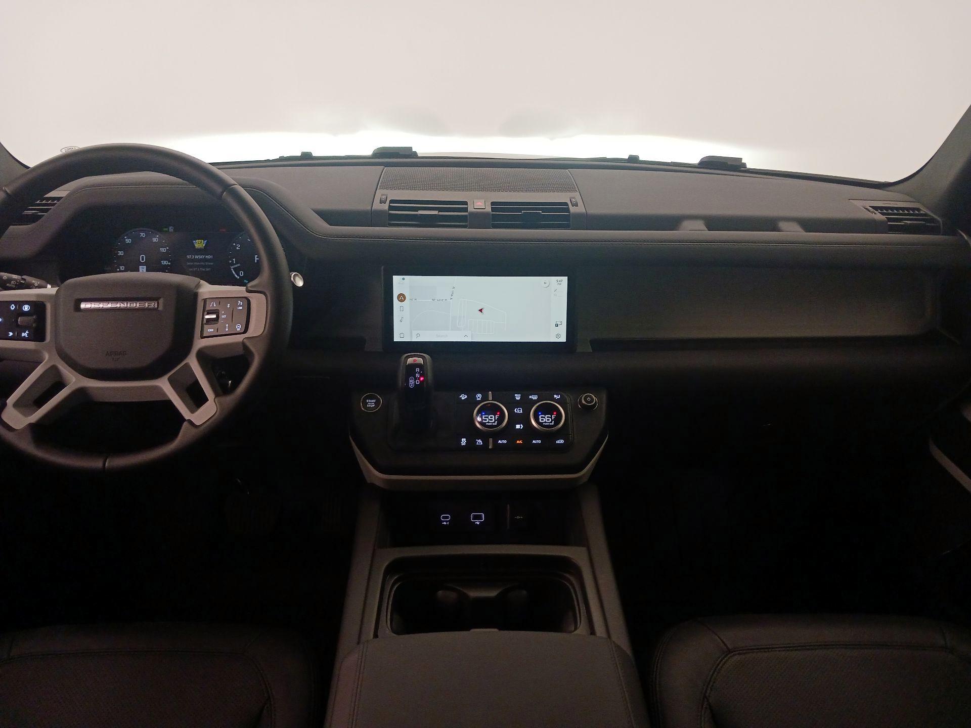 Thumbnail: 2024 Land Rover Defender - 9