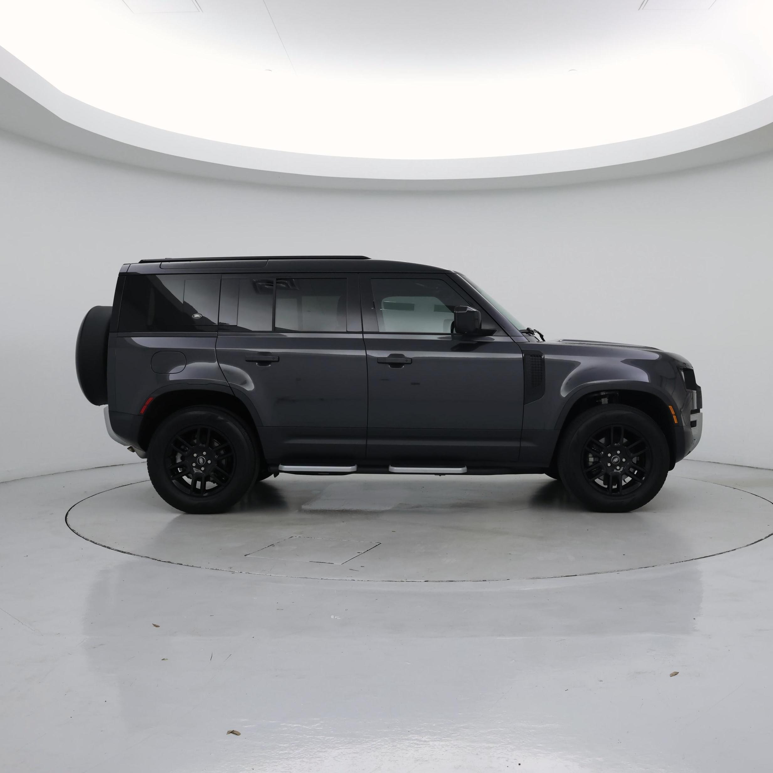 Thumbnail: 2024 Land Rover Defender - 7