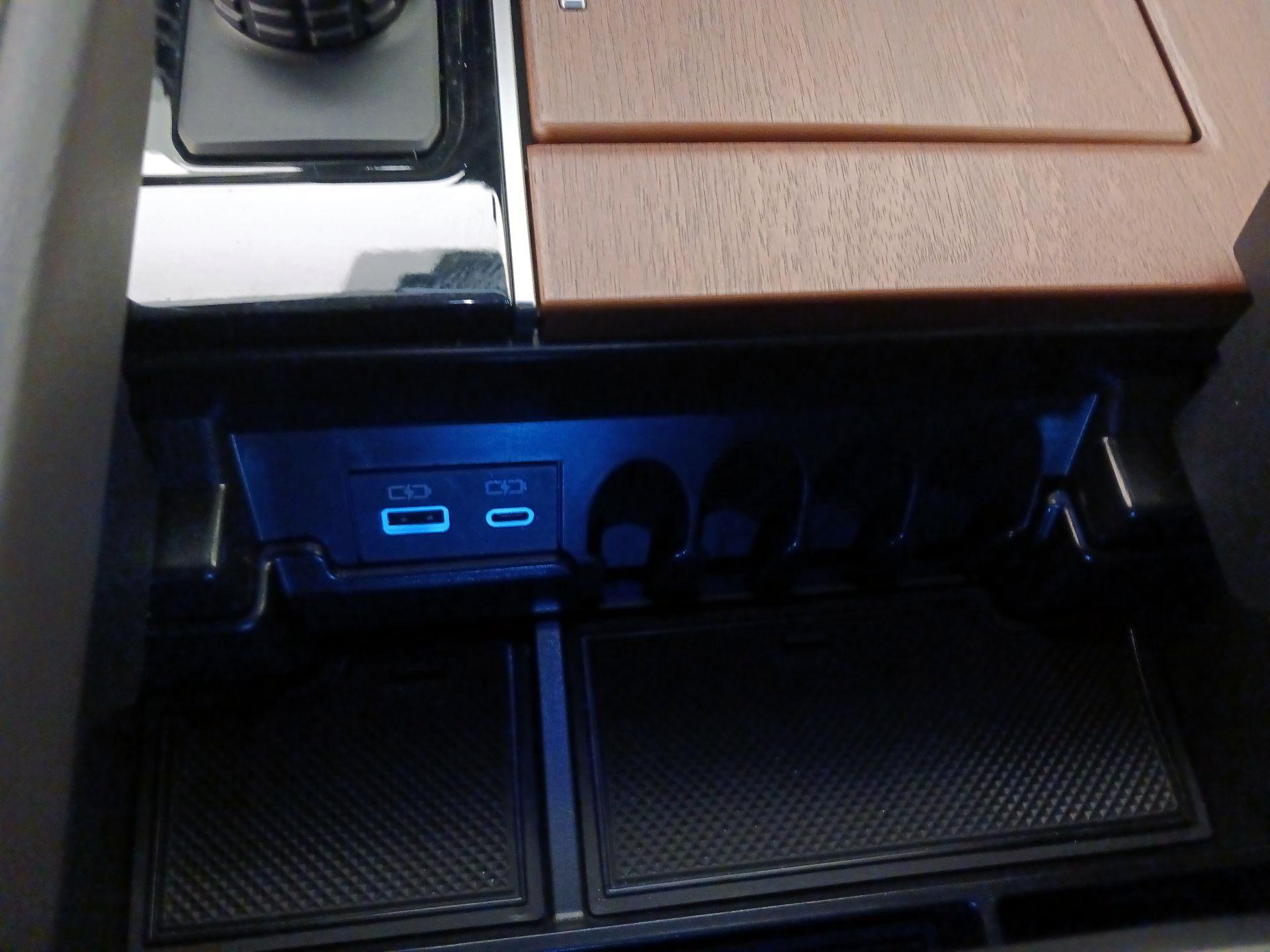 Thumbnail: 2023 Toyota Tundra - 18