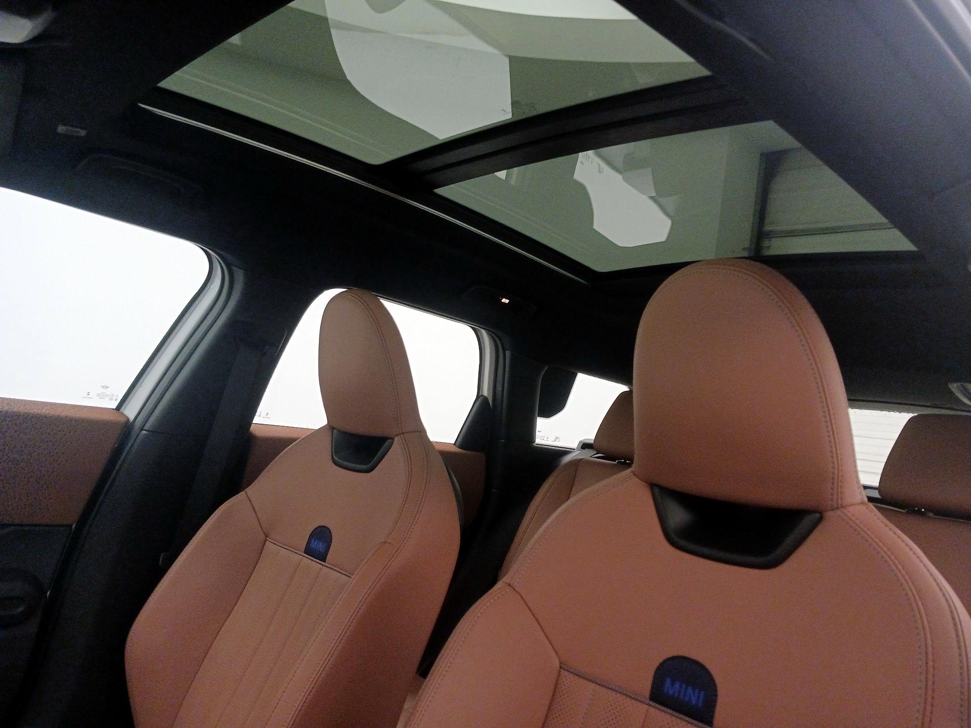 Thumbnail: 2025 MINI Cooper Countryman - 19