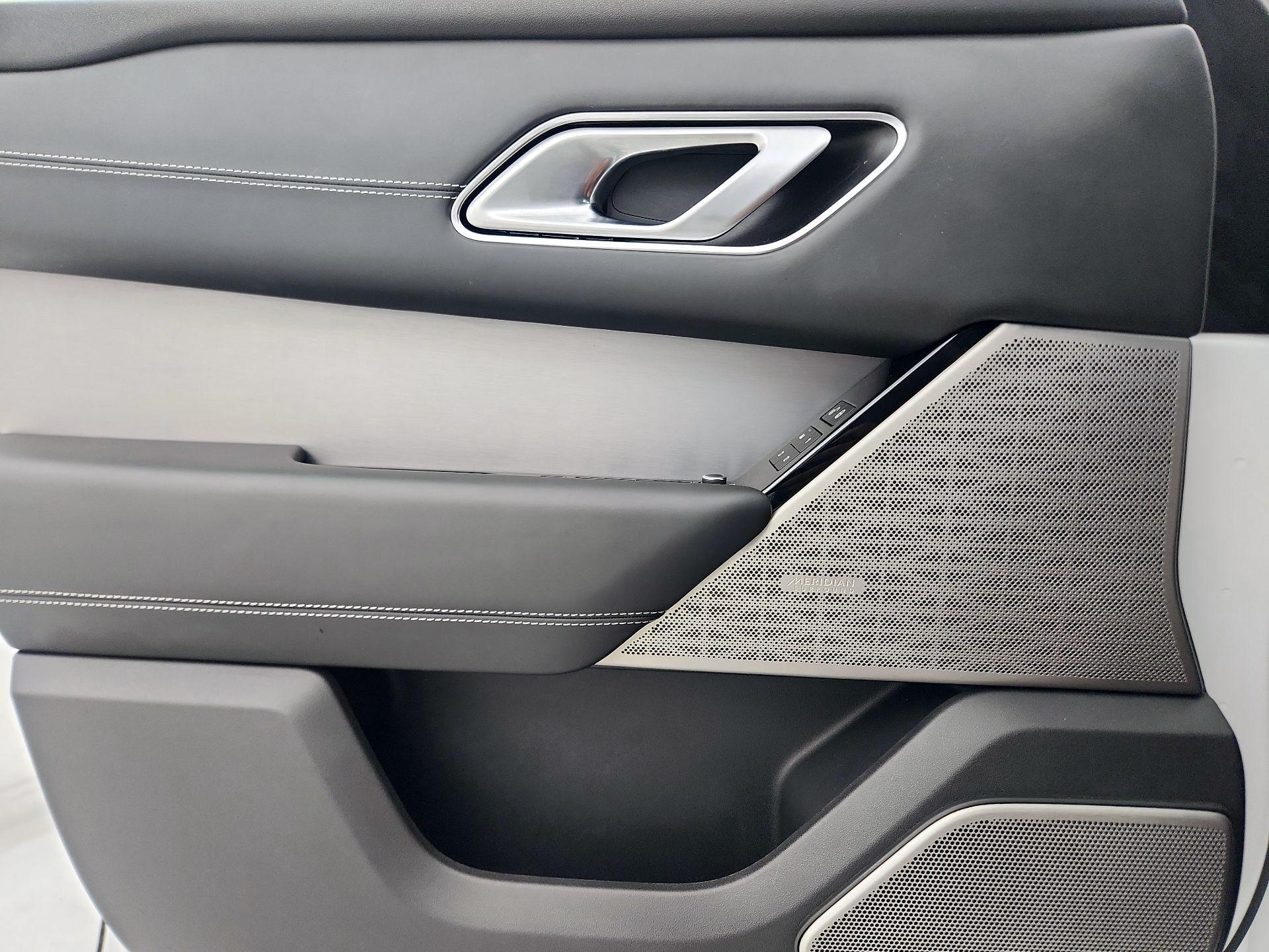 Thumbnail: 2019 Land Rover Range Rover Velar - 12