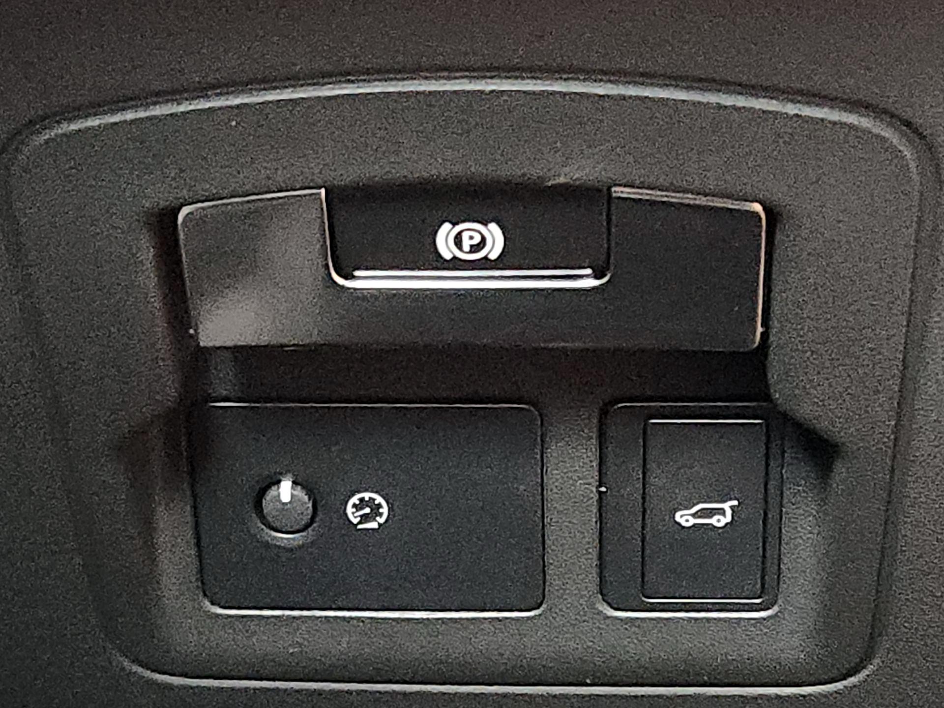 Thumbnail: 2019 Land Rover Range Rover Velar - 13