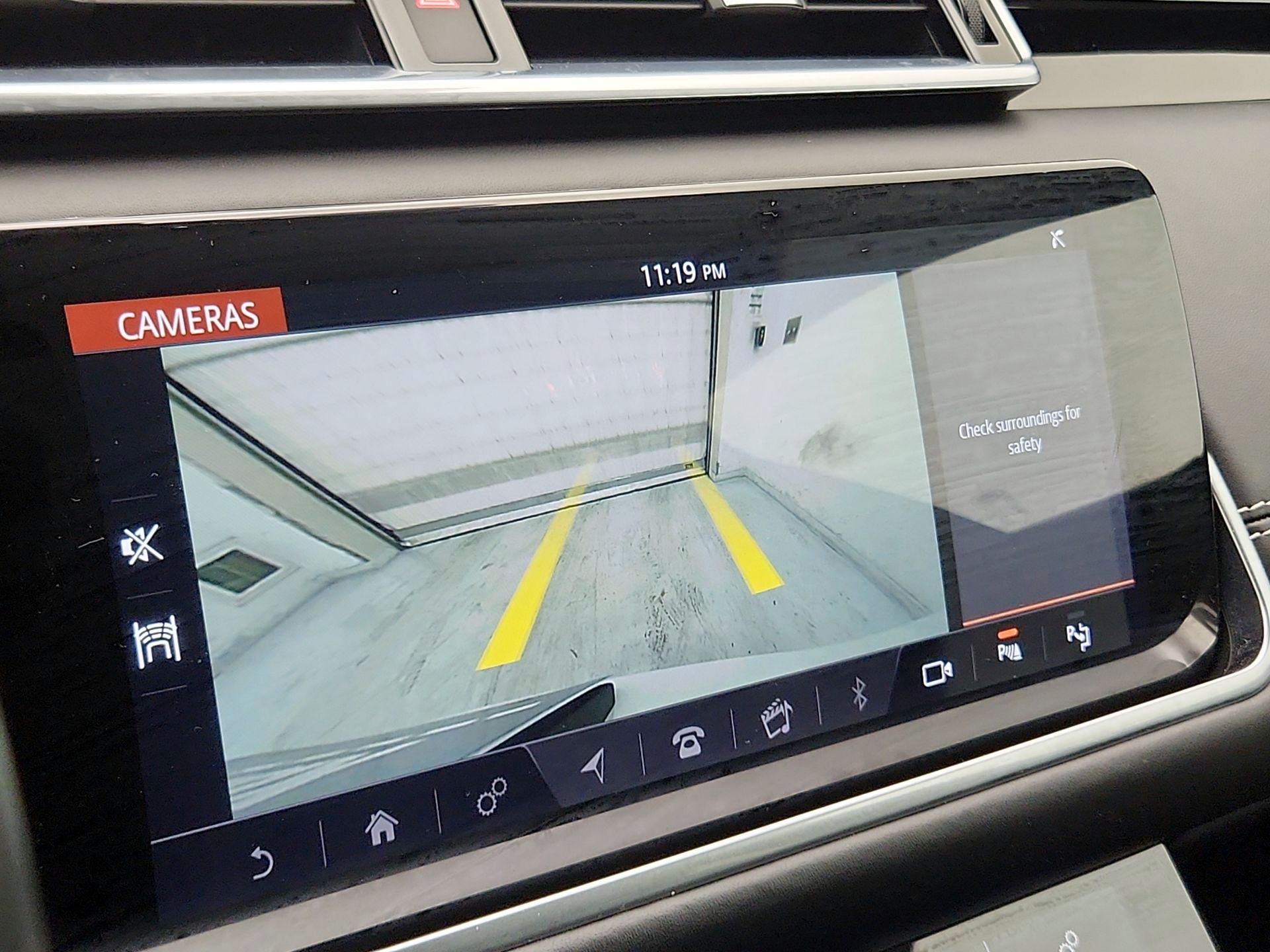 Thumbnail: 2019 Land Rover Range Rover Velar - 15