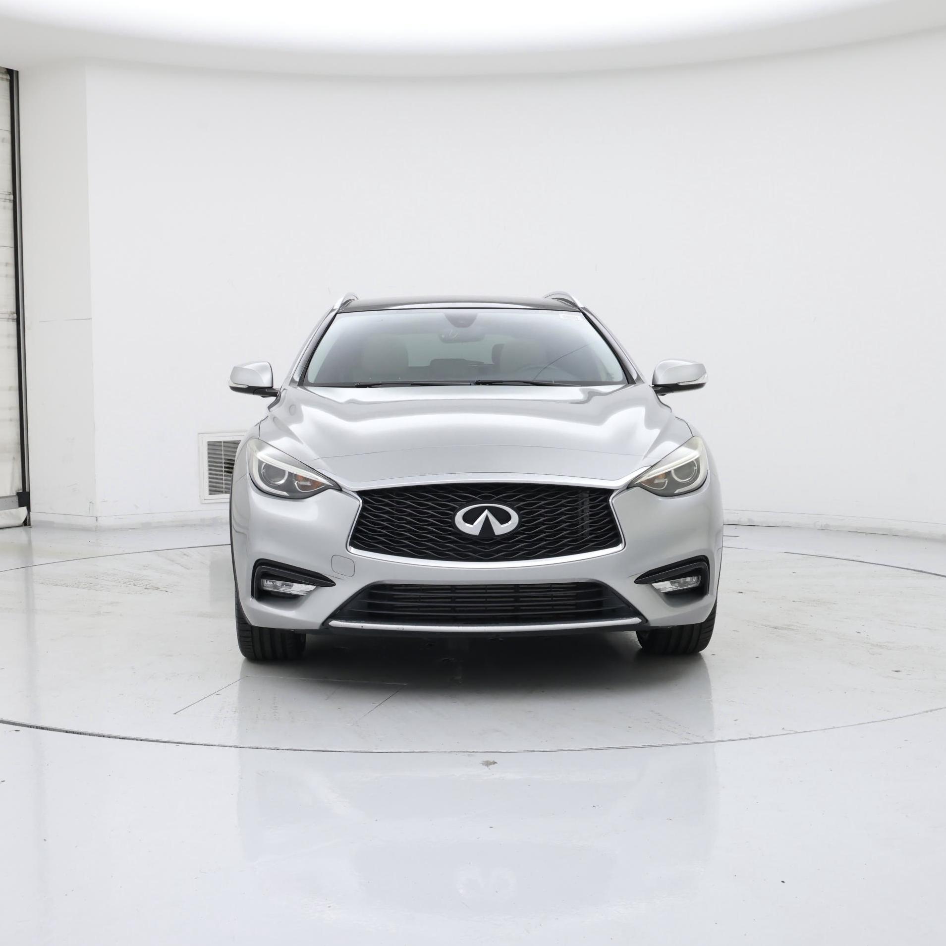 Thumbnail: 2017 INFINITI QX30 - 5