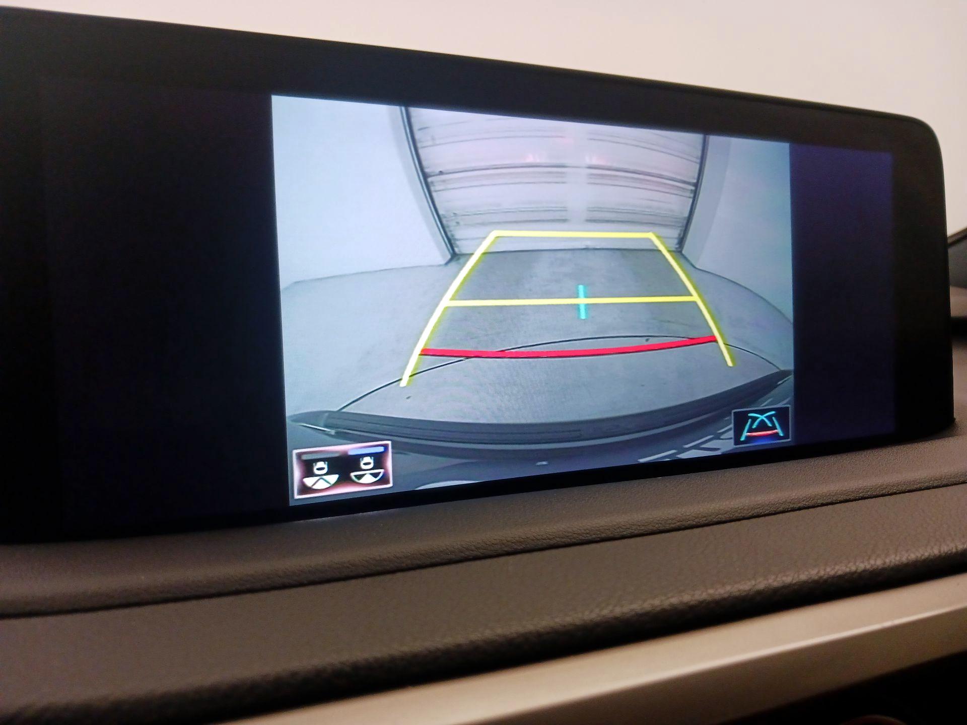 Thumbnail: 2020 Lexus RX - 15