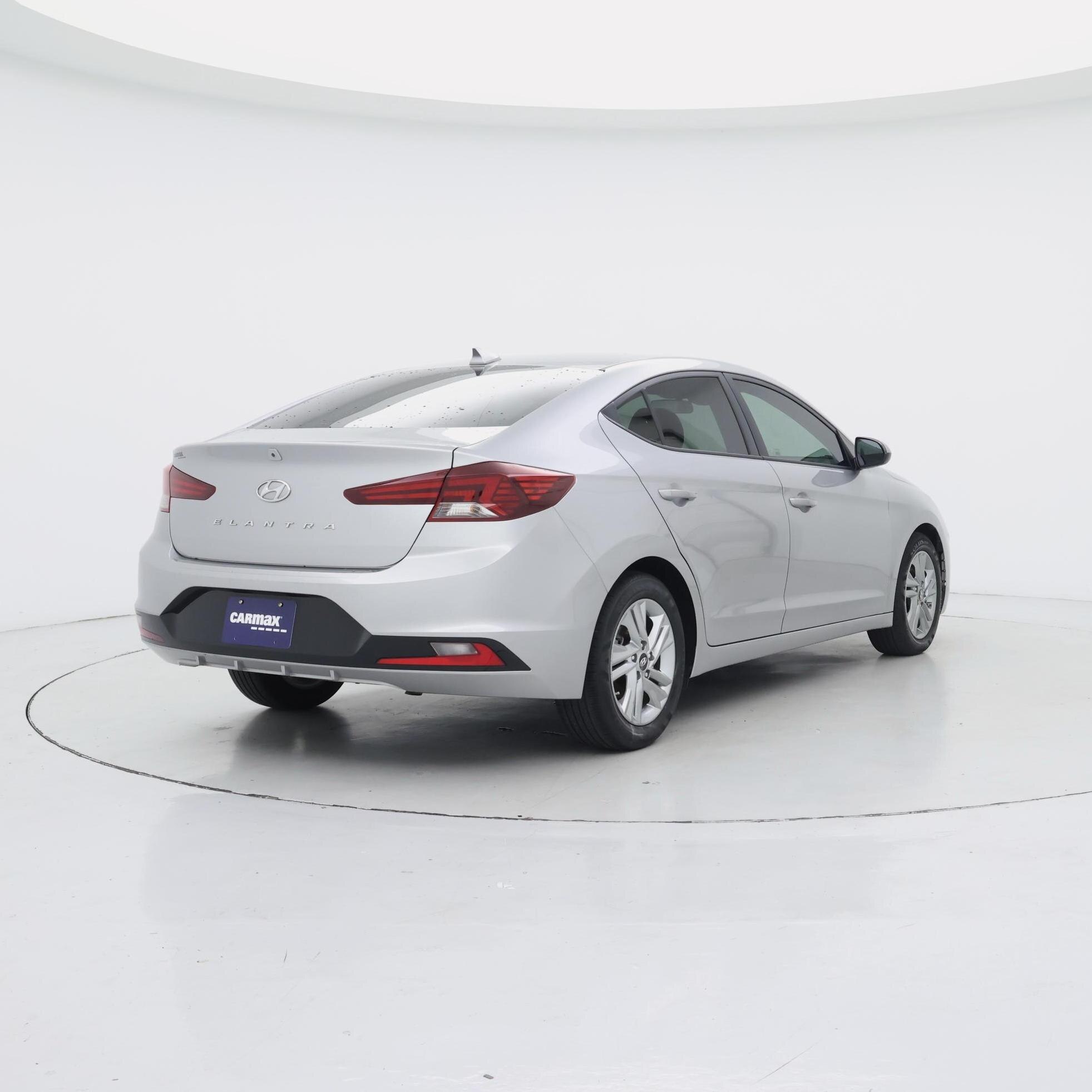 Thumbnail: 2020 Hyundai Elantra - 8
