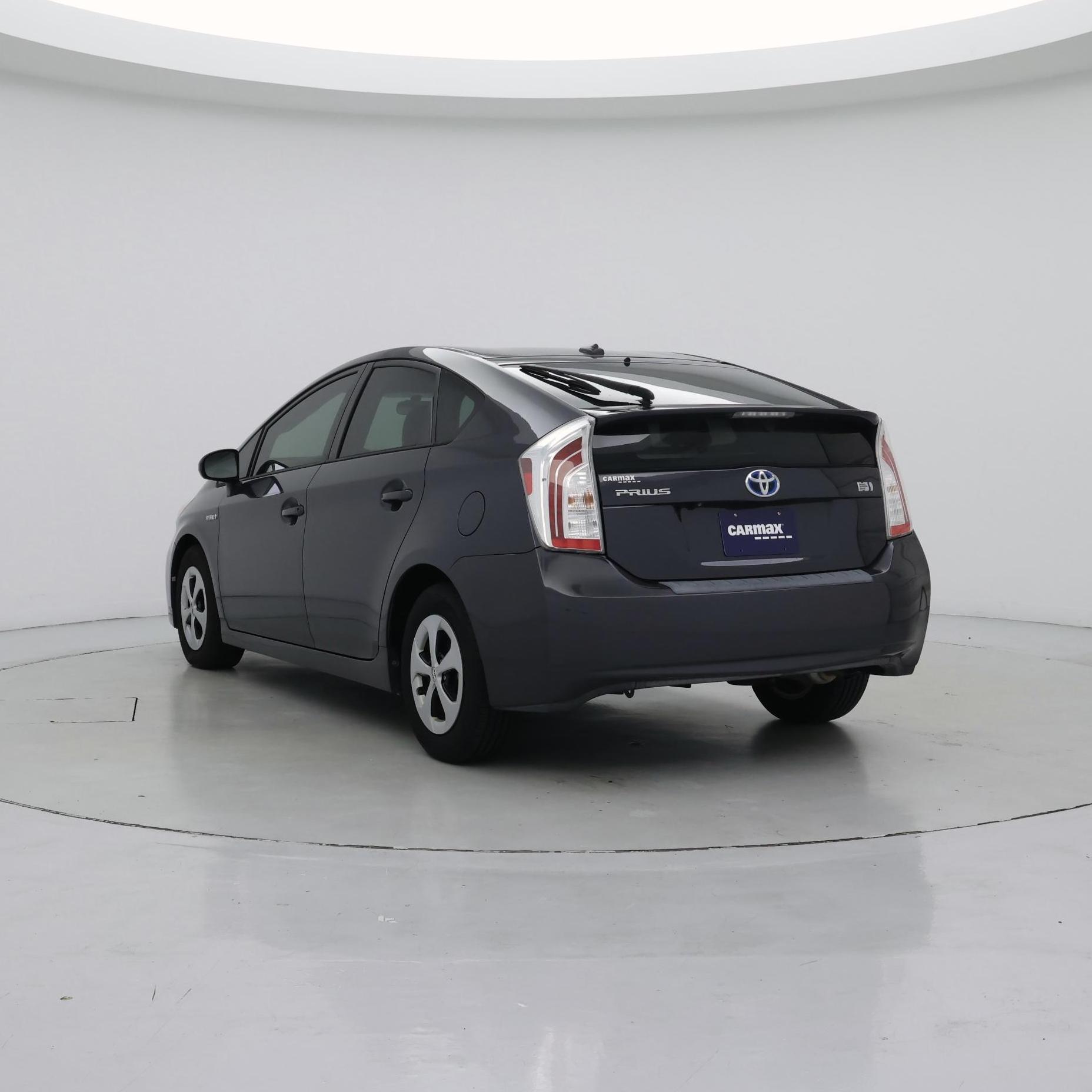 Thumbnail: 2015 Toyota Prius - 2