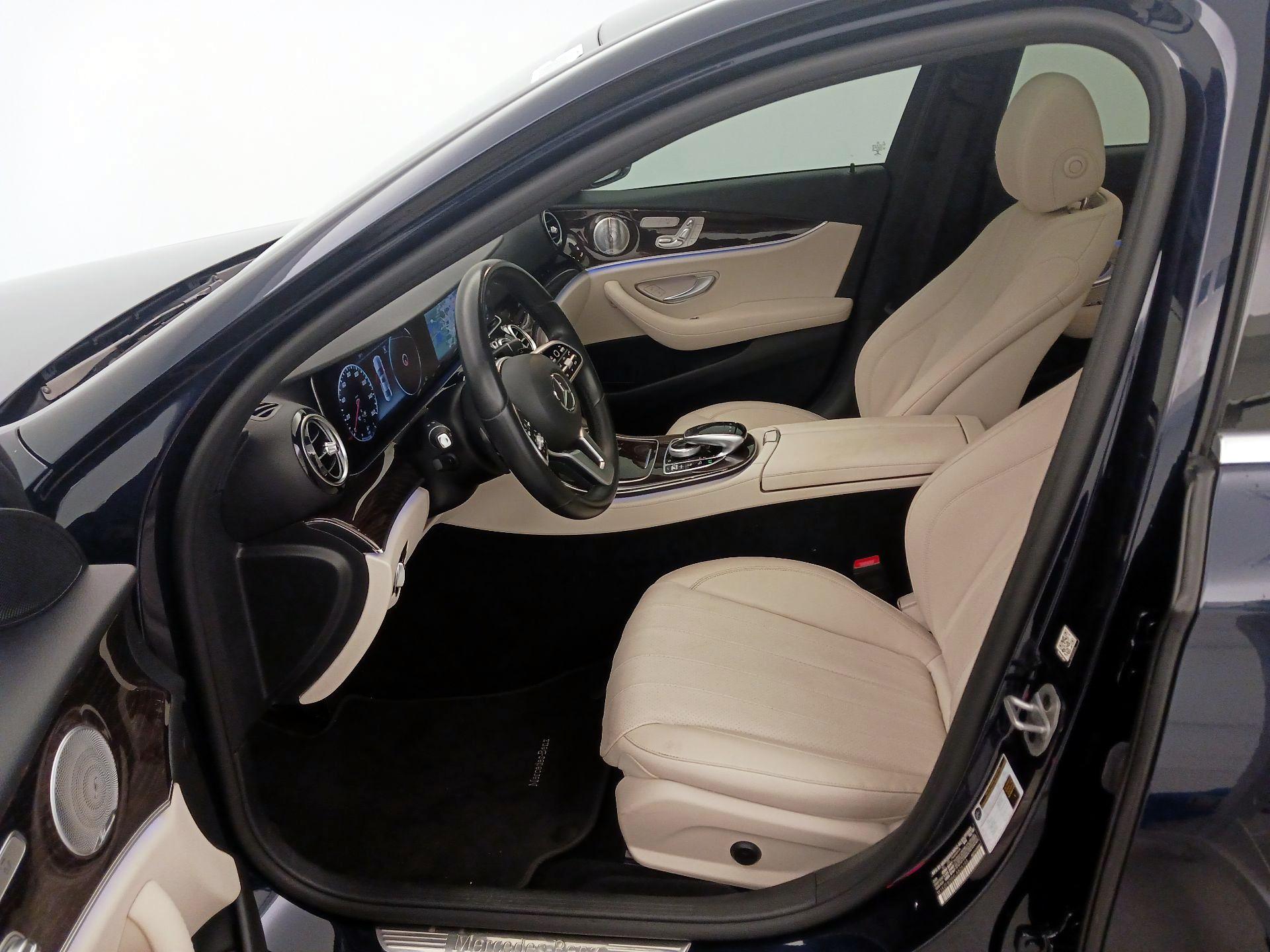 Thumbnail: 2020 Mercedes-Benz E-Class - 11