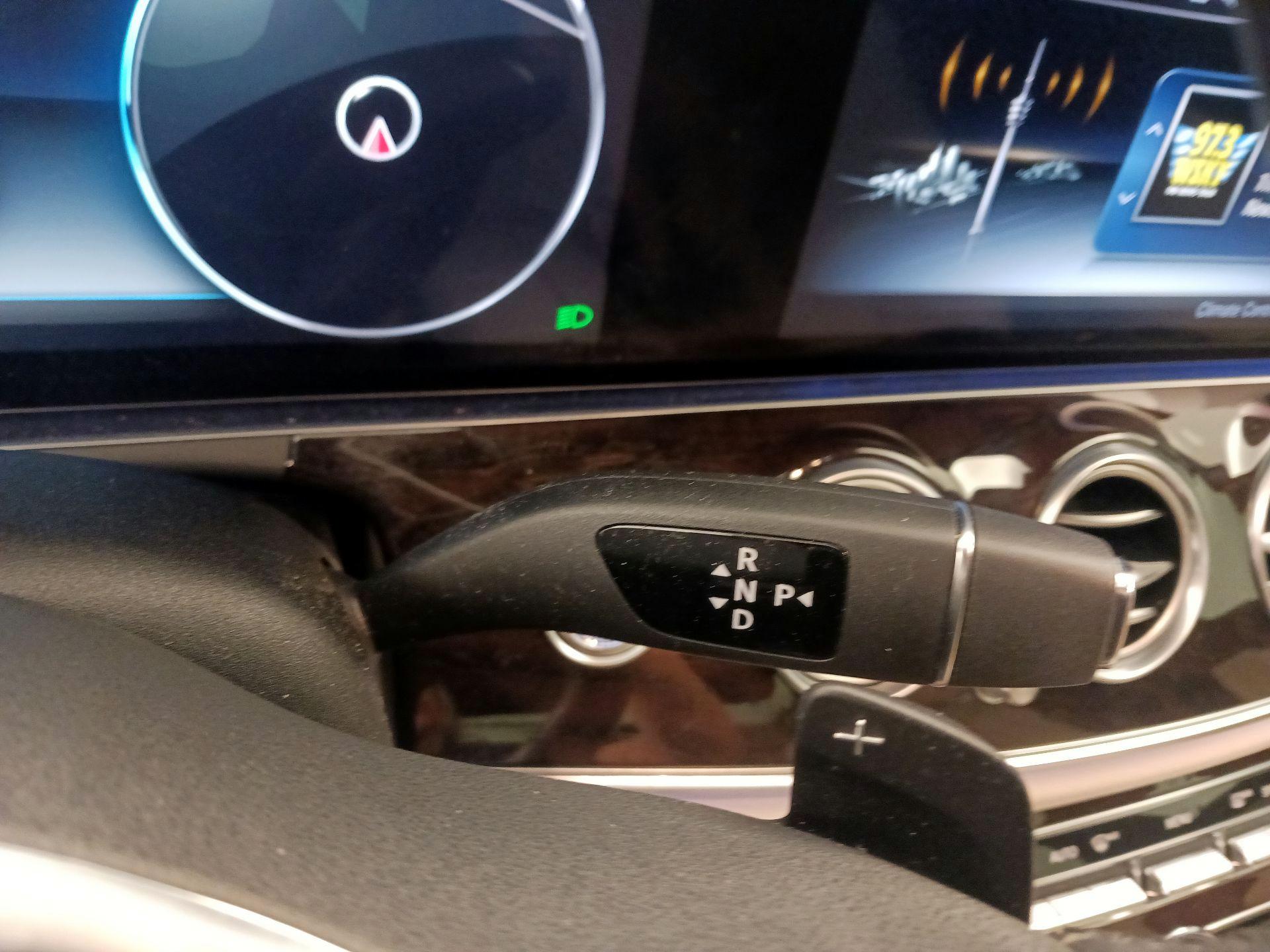 Thumbnail: 2020 Mercedes-Benz E-Class - 18
