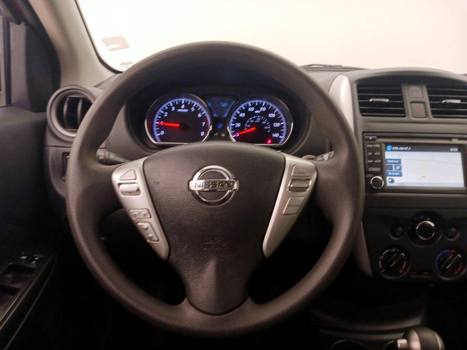 Thumbnail: 2015 Nissan Versa - 10