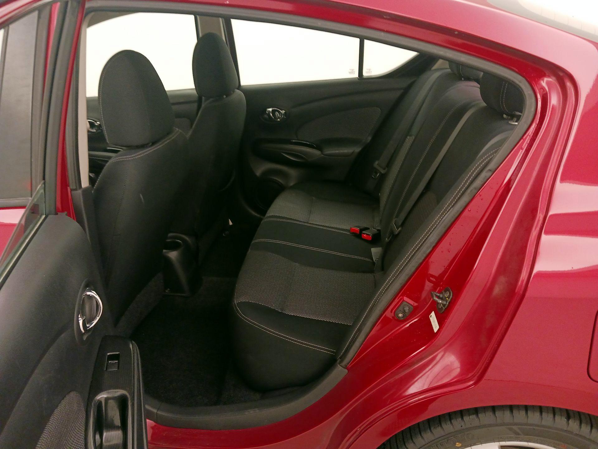 Thumbnail: 2015 Nissan Versa - 20