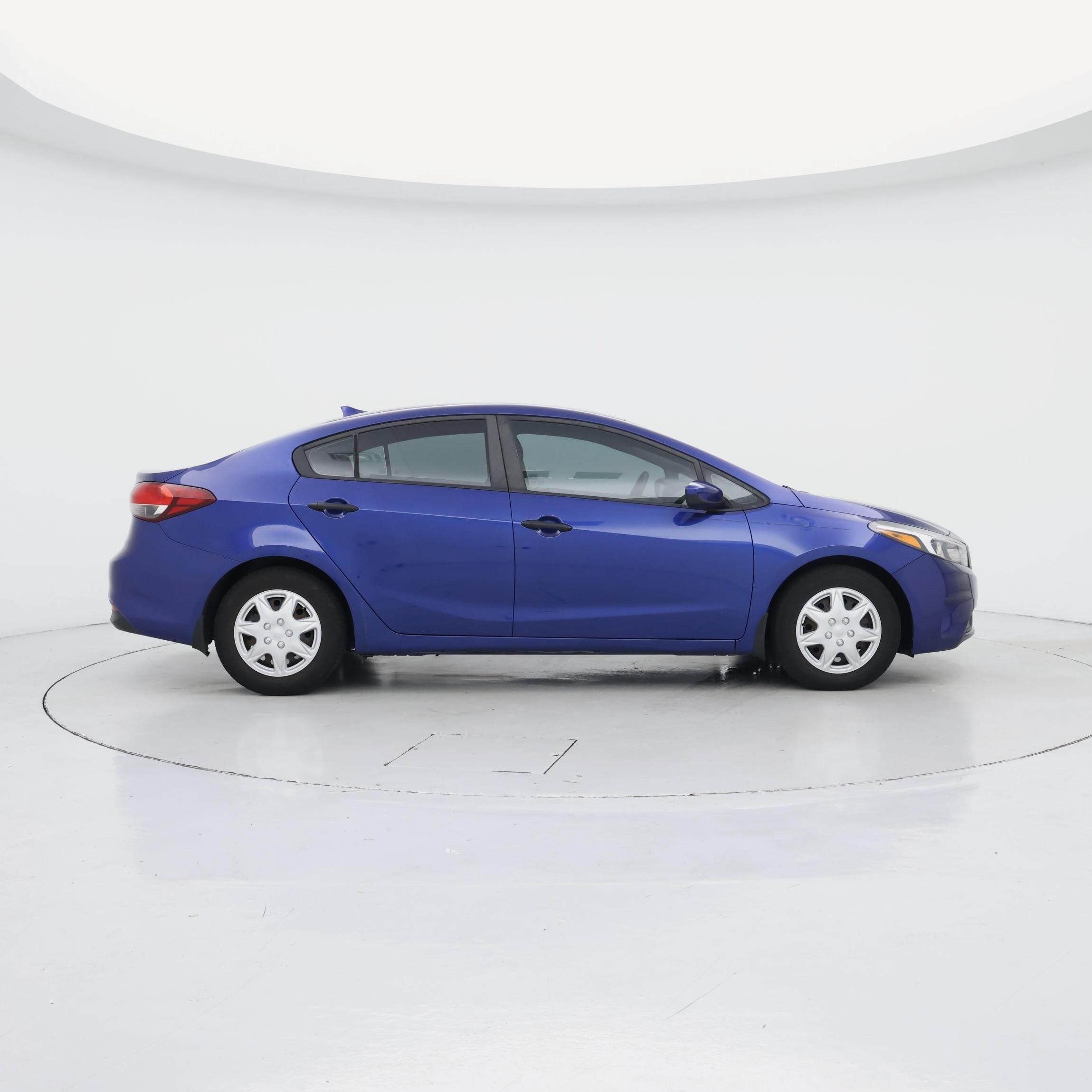 Thumbnail: 2018 Kia Forte - 7