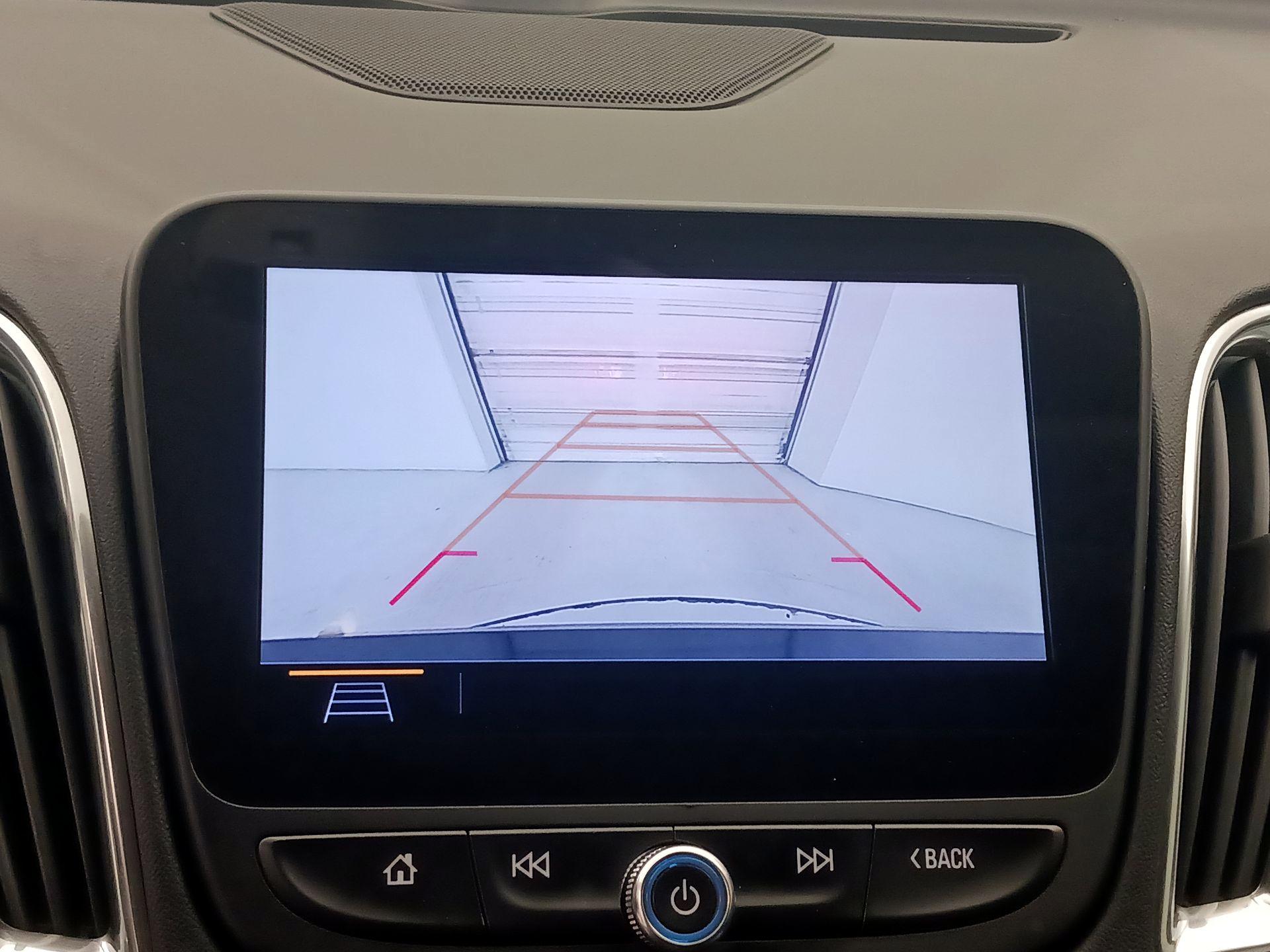 Thumbnail: 2020 Chevrolet Malibu - 14
