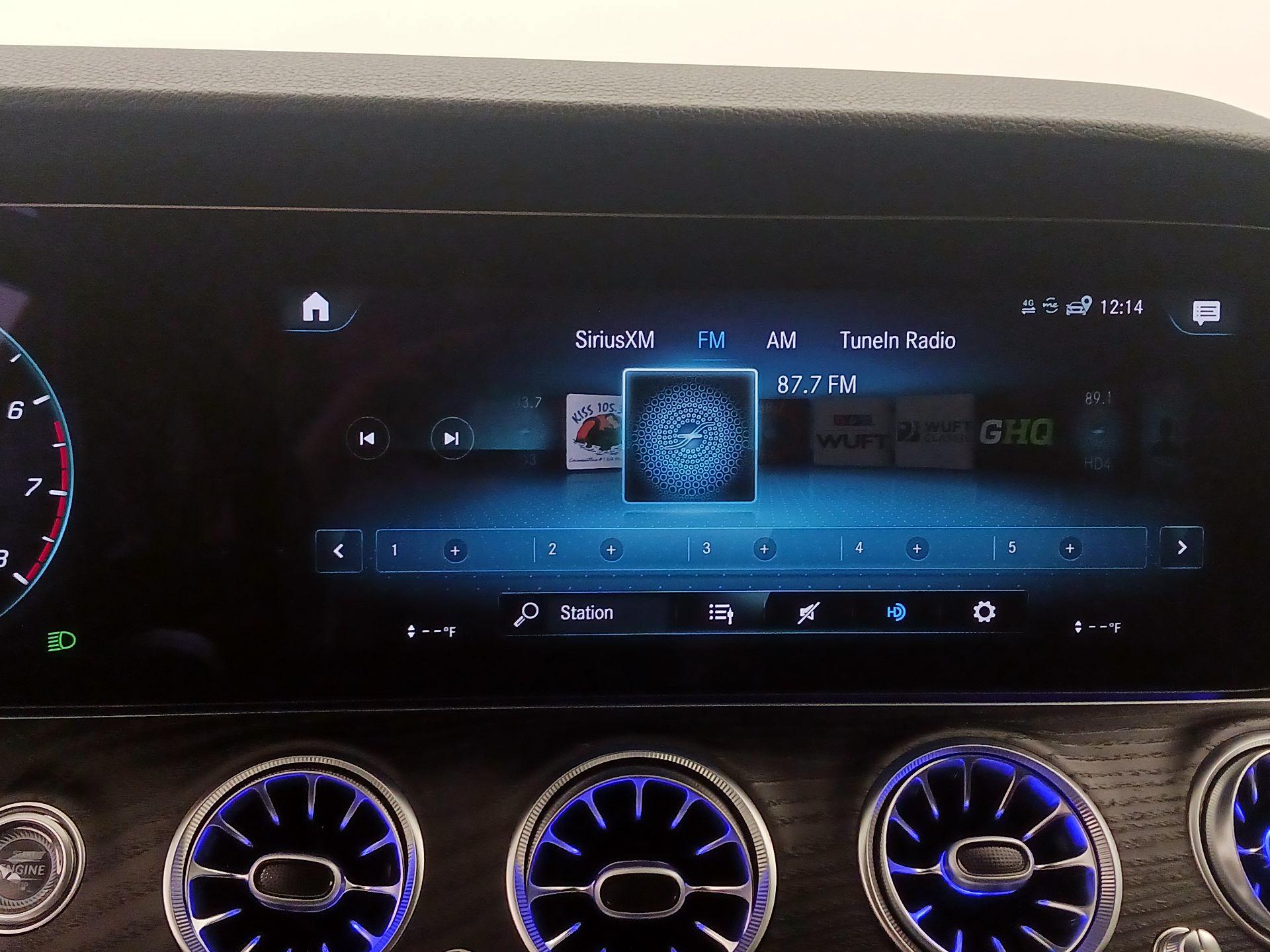 Thumbnail: 2022 Mercedes-Benz E-Class - 16