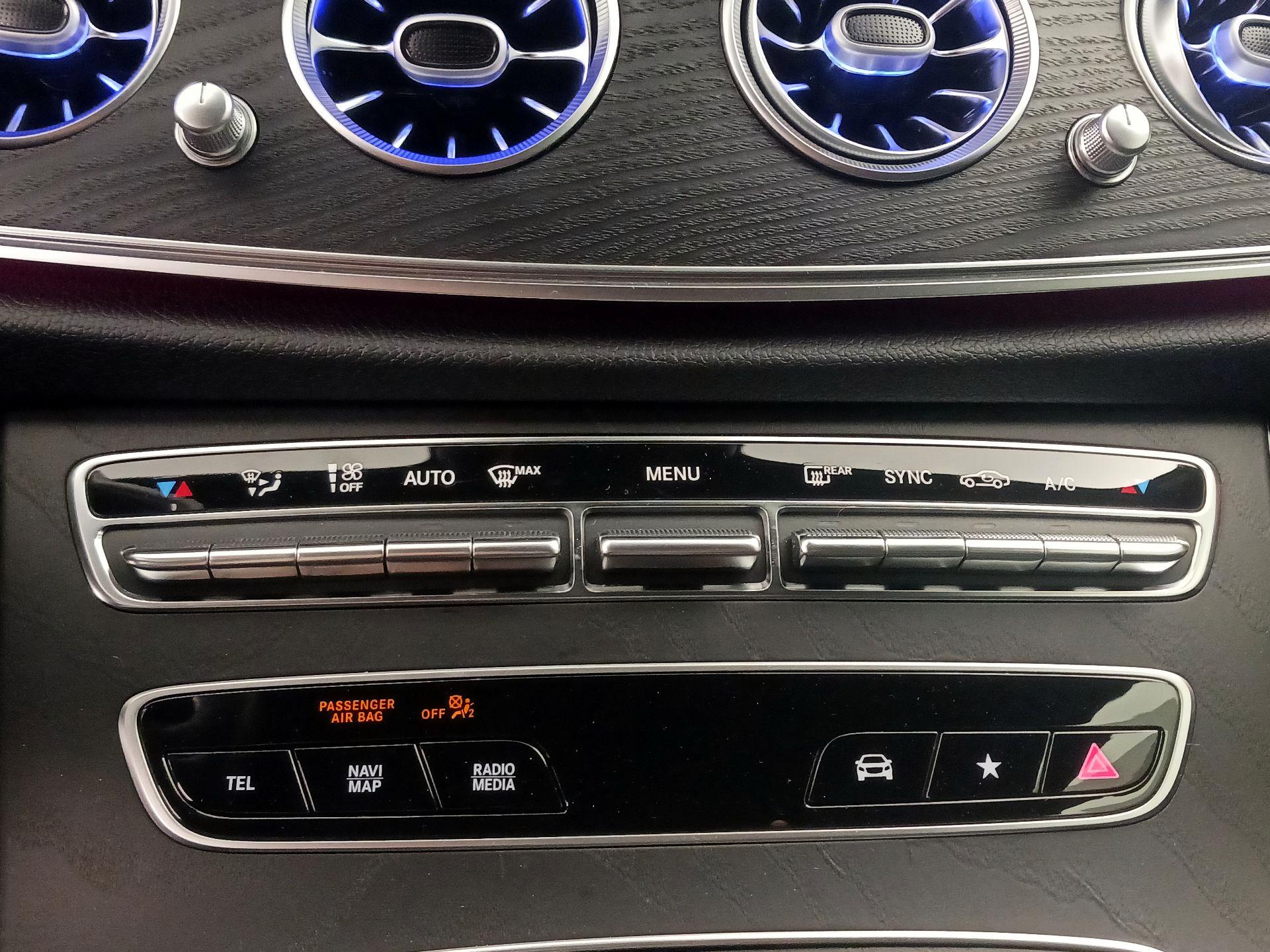 Thumbnail: 2022 Mercedes-Benz E-Class - 17