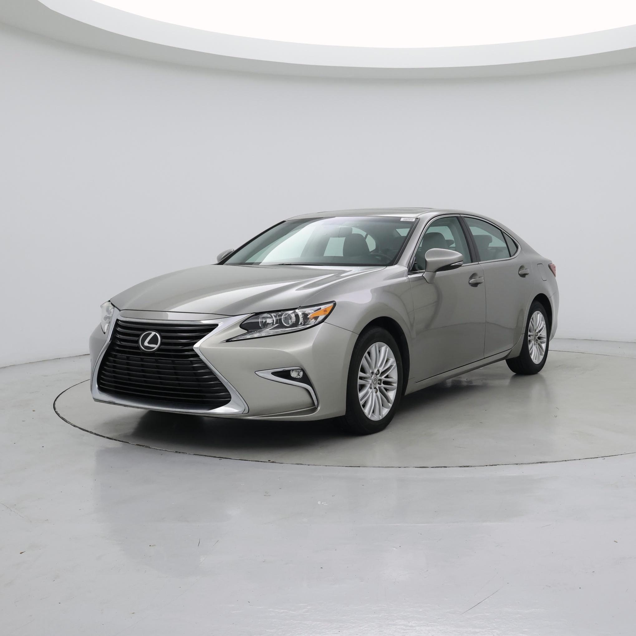 Thumbnail: 2016 Lexus ES - 4