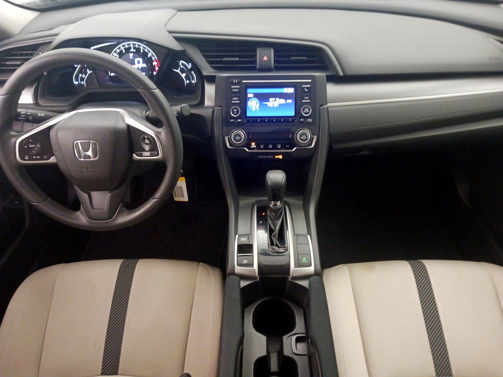 Thumbnail: 2016 Honda Civic - 9