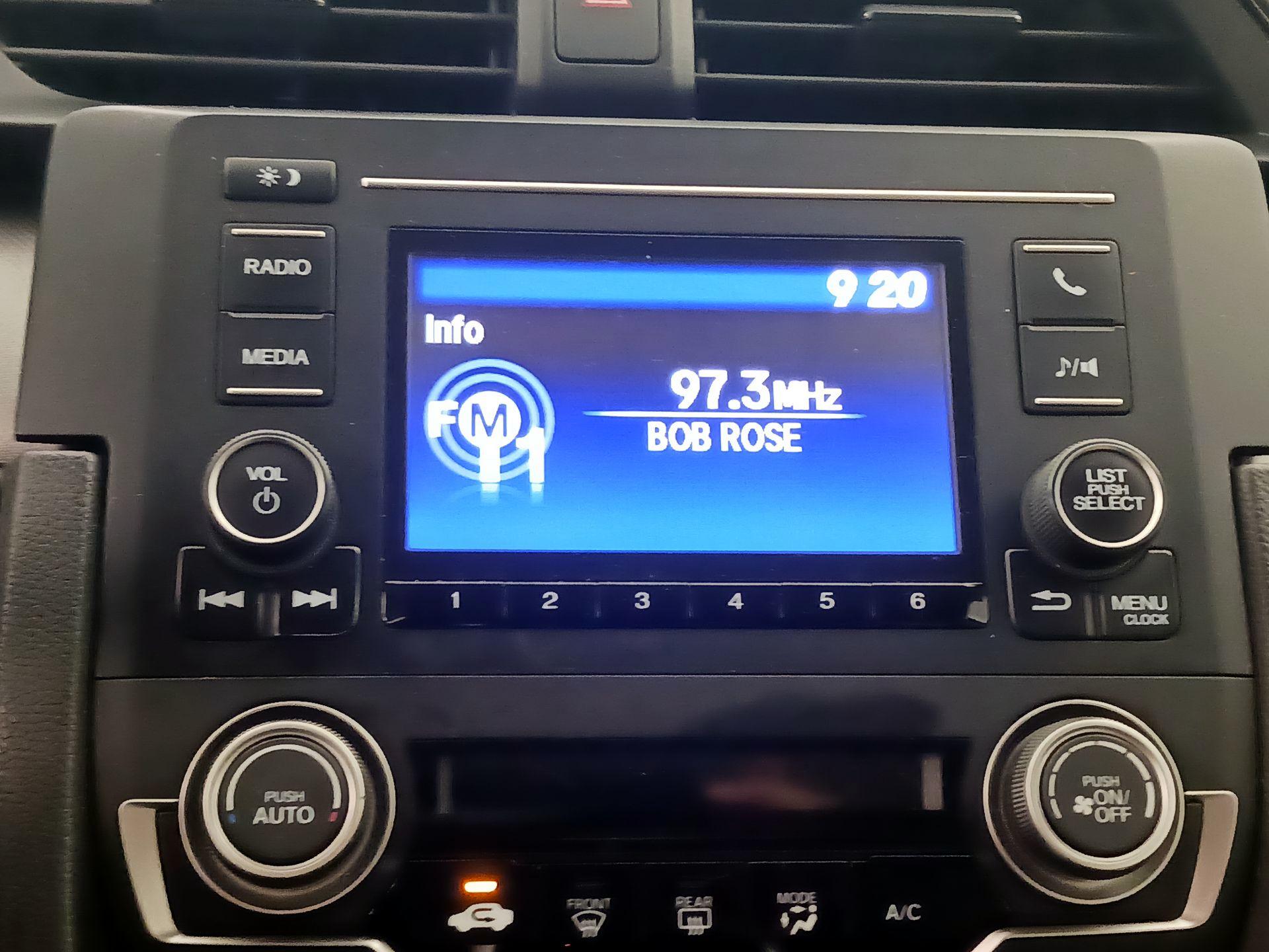 Thumbnail: 2016 Honda Civic - 15