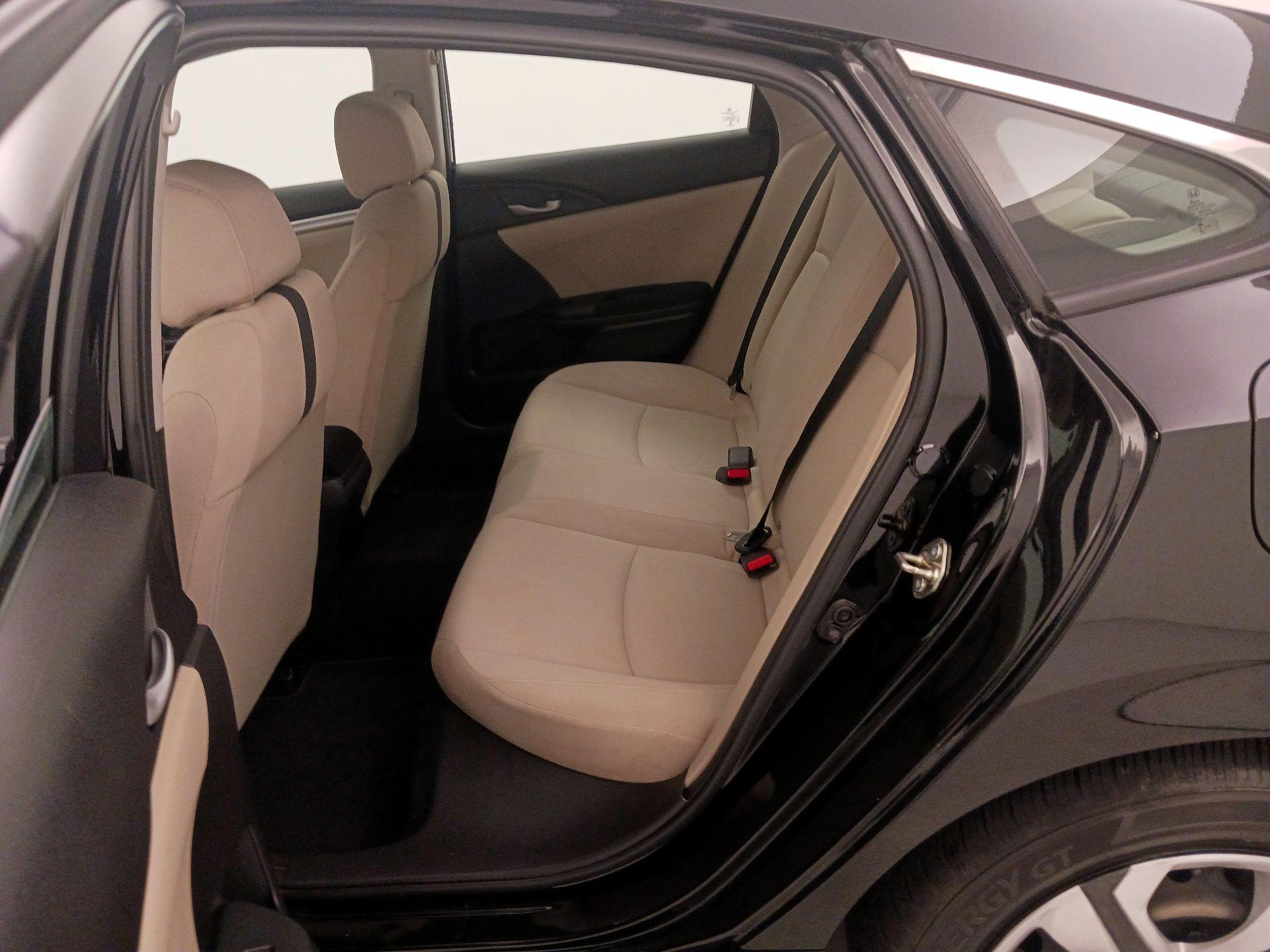 Thumbnail: 2016 Honda Civic - 19