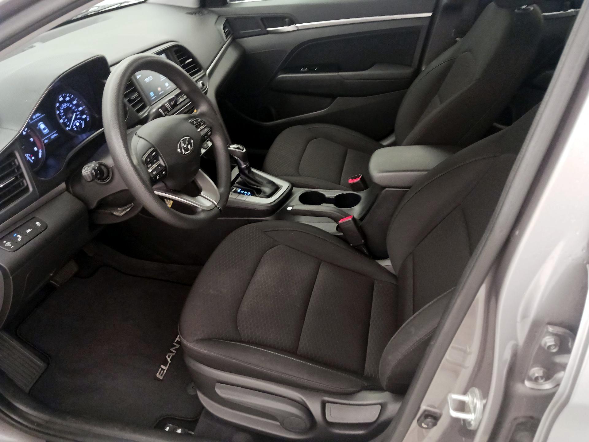 Thumbnail: 2020 Hyundai Elantra - 11