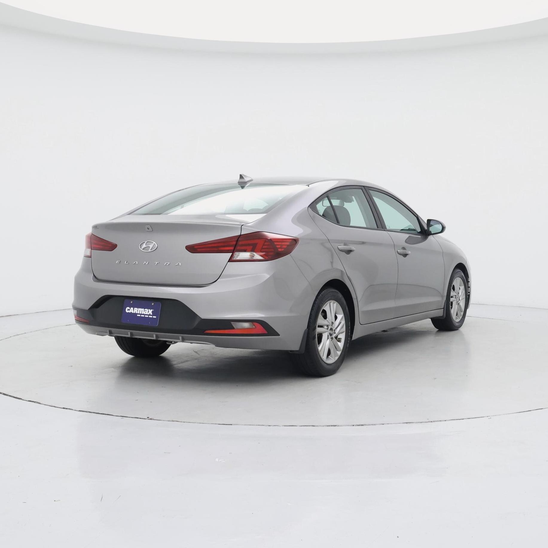 Thumbnail: 2020 Hyundai Elantra - 8