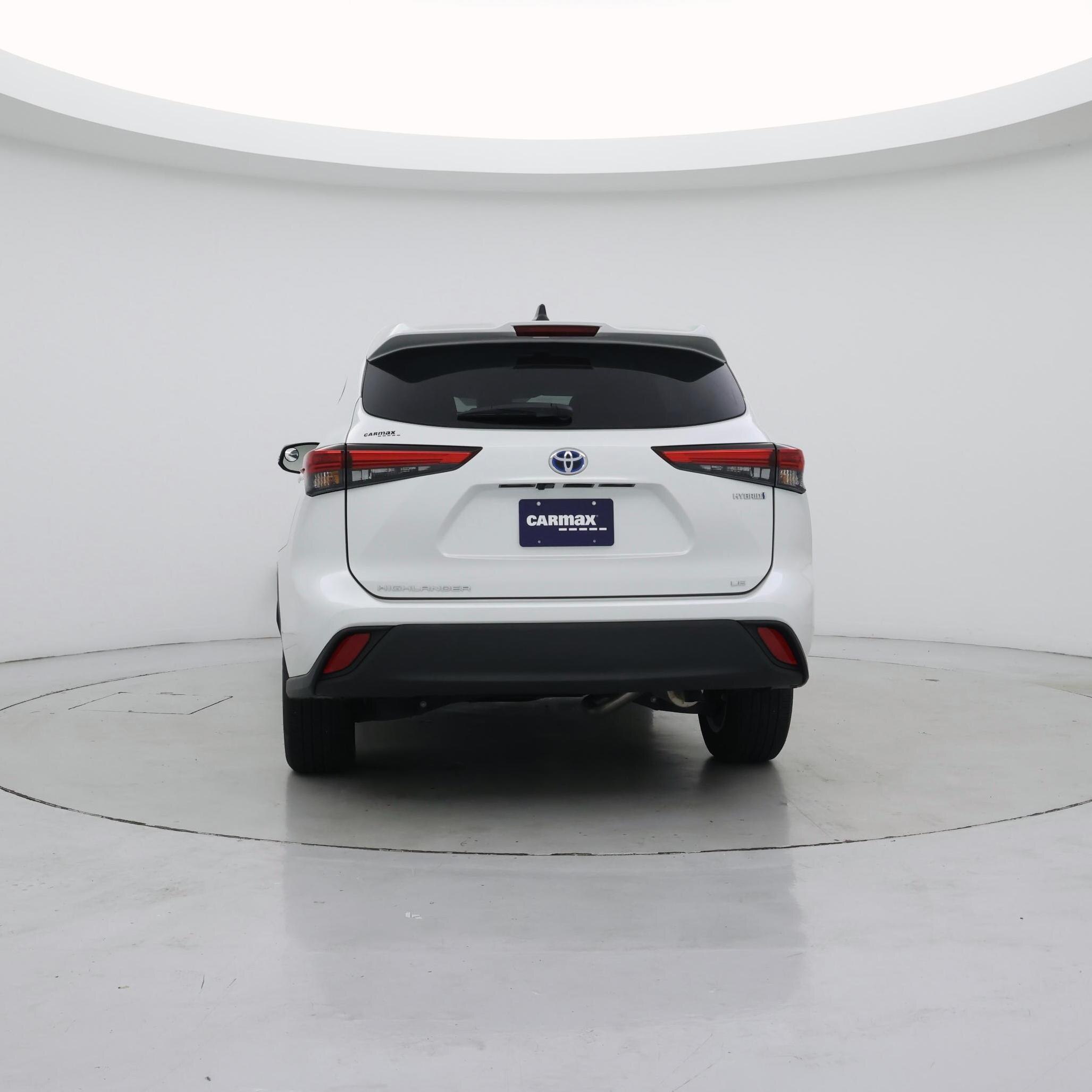 Thumbnail: 2023 Toyota Highlander - 6