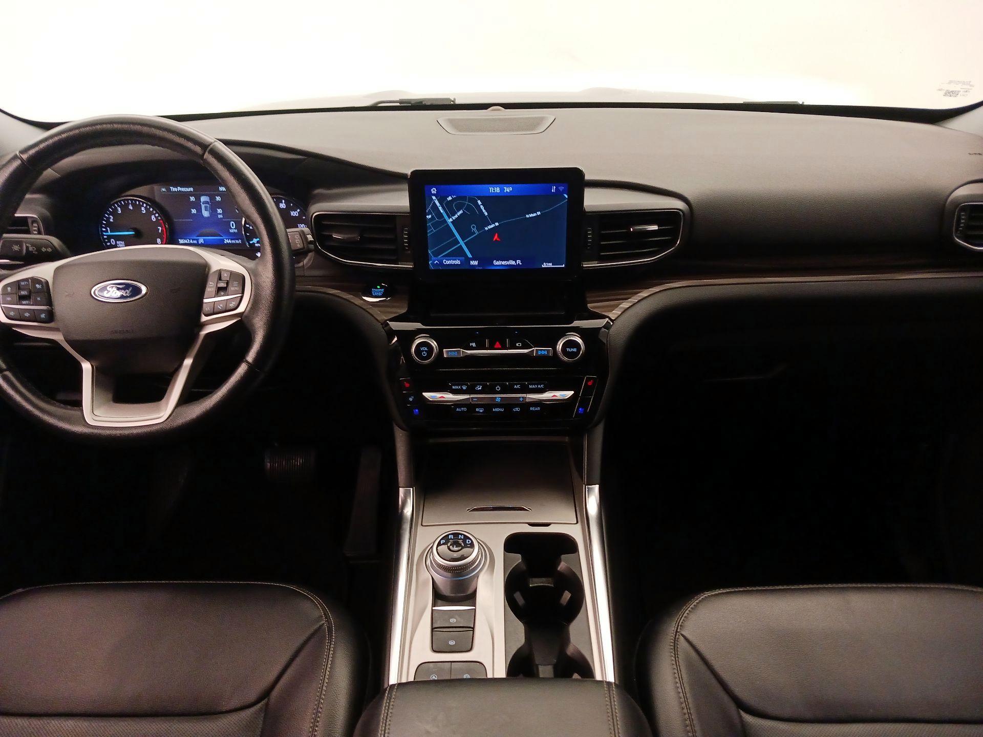 Thumbnail: 2021 Ford Explorer - 9