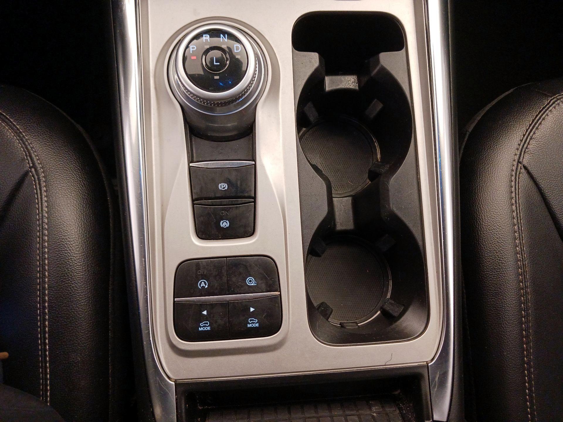 Thumbnail: 2021 Ford Explorer - 18